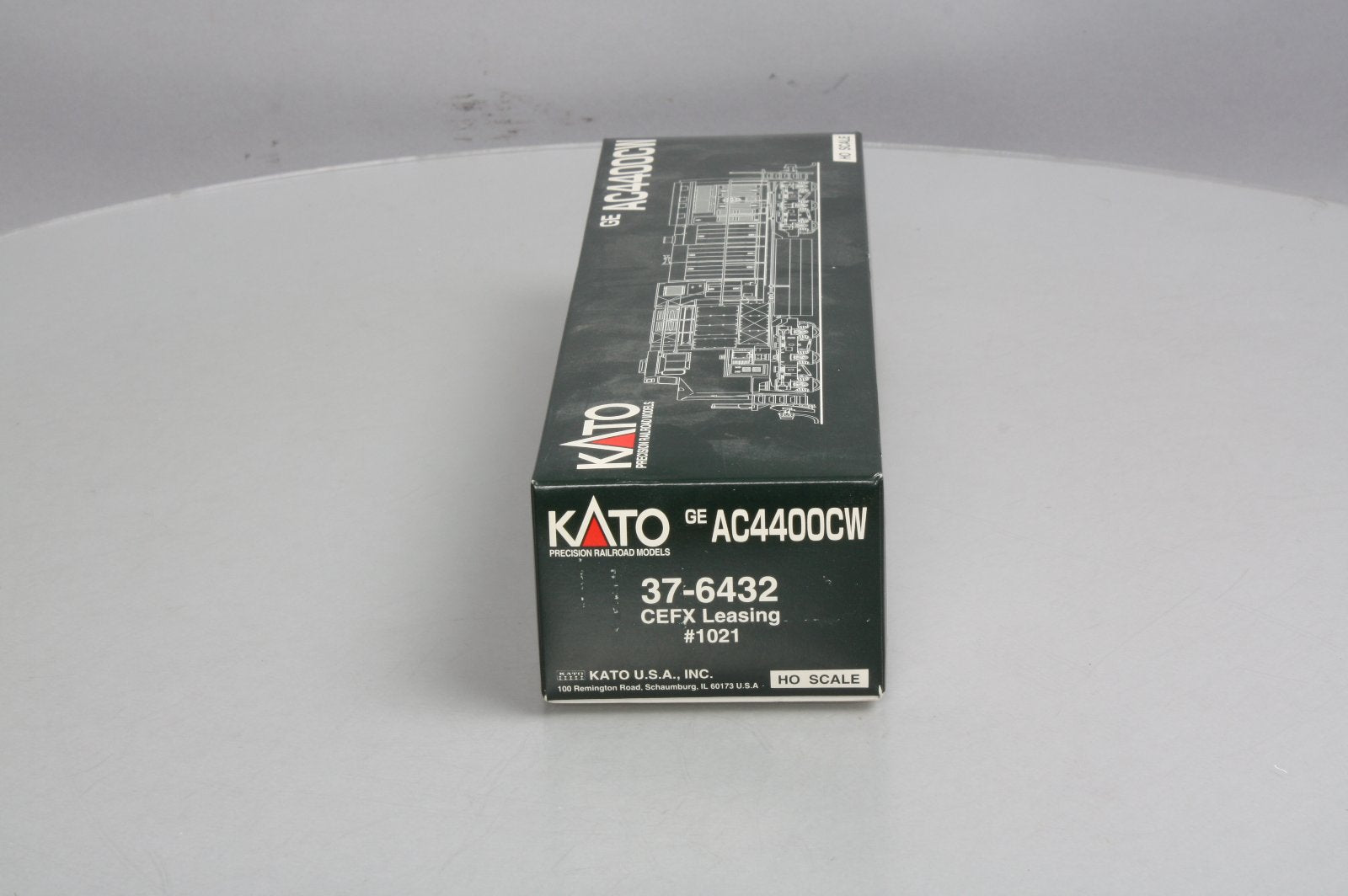Kato 37-6432 HO Scale CEFX AC4400CW Diesel Locomotive #1021