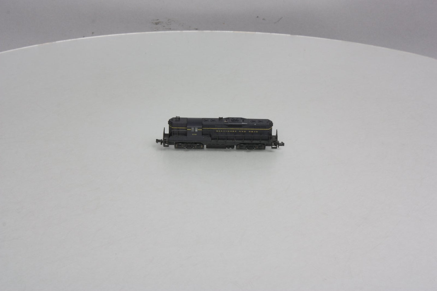 Atlas 4431 N Baltimore & Ohio RS-3 Diesel Locomotive #676