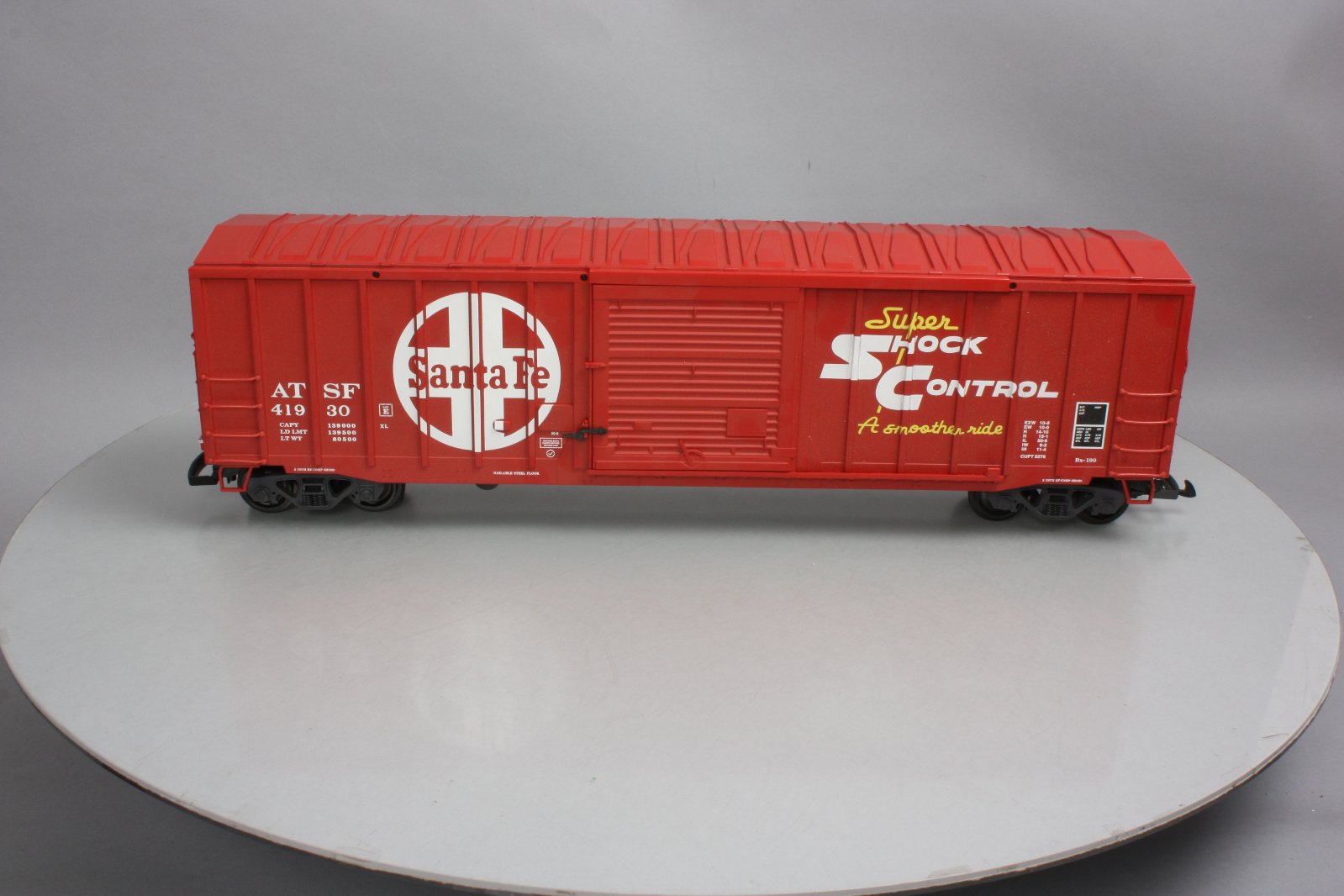 LGB 41930 G Gauge Santa Fe Super Shock Control Boxcars #41930