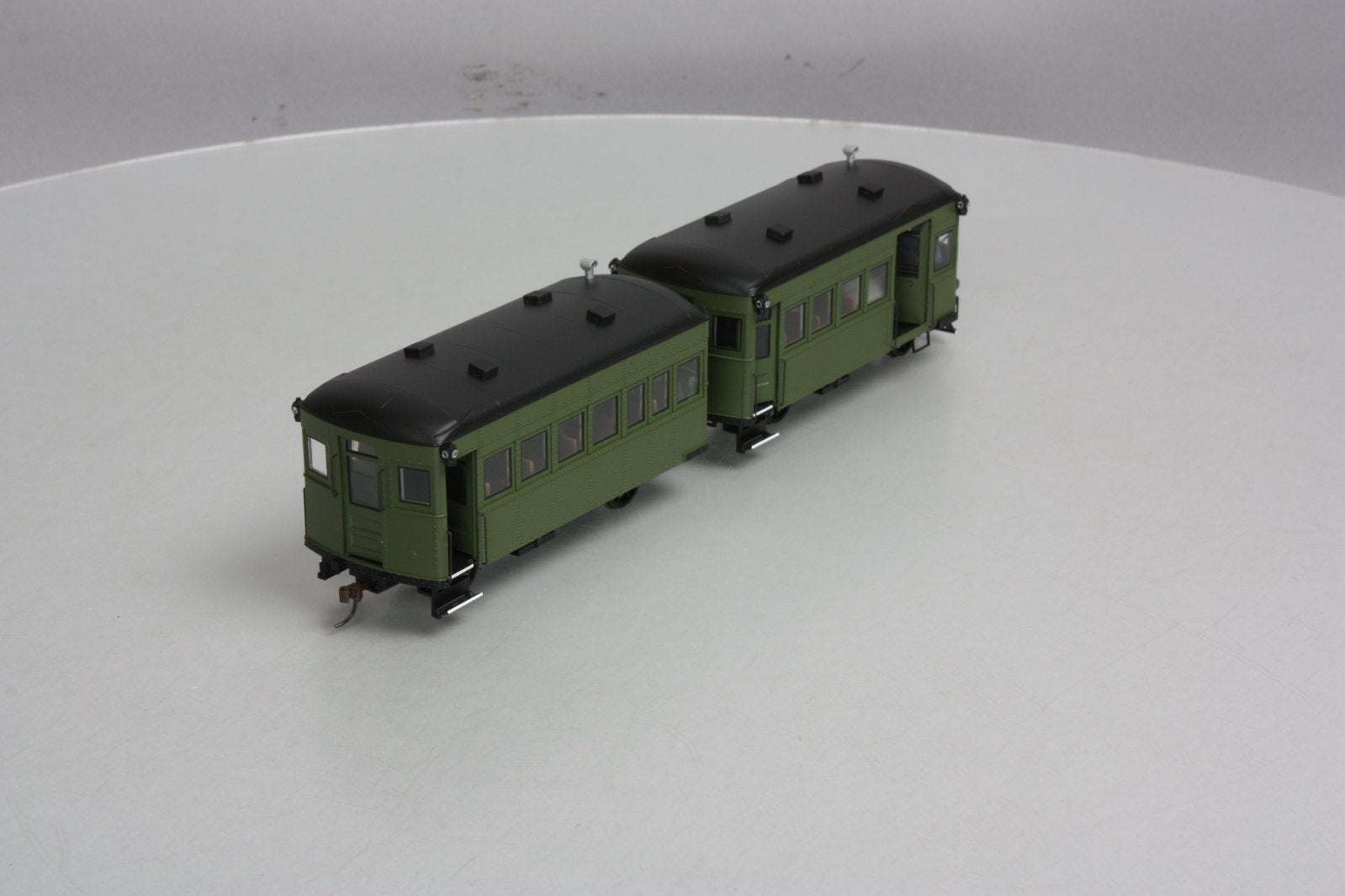 Bachmann 28498 On30 Painted & Unlettered Railbus & Trailer w/DCC