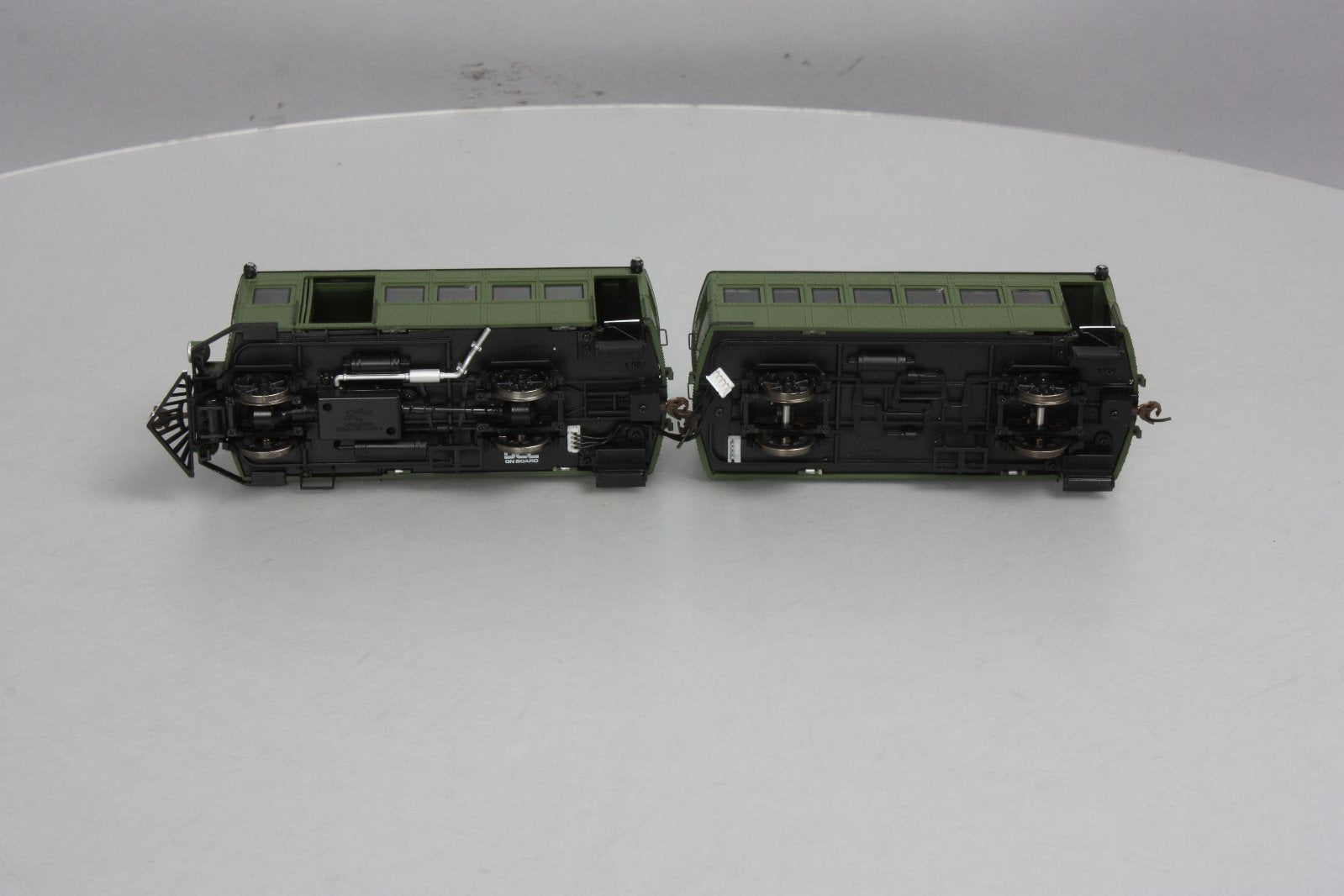 Bachmann 28498 On30 Painted & Unlettered Railbus & Trailer w/DCC
