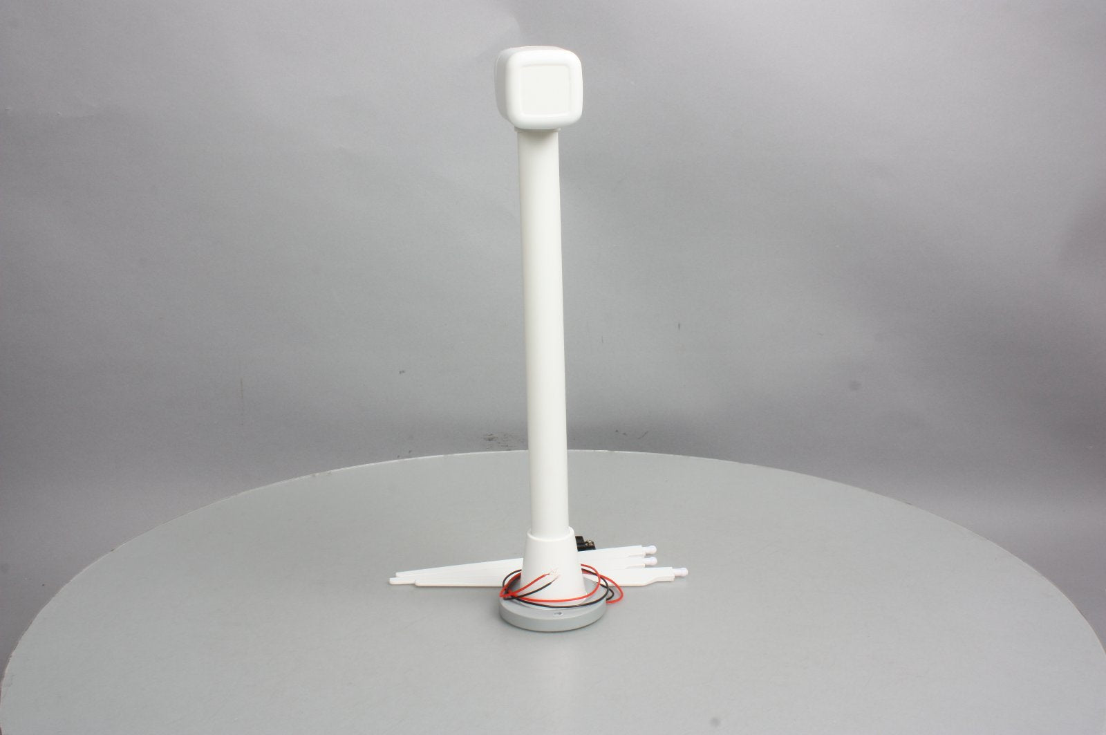 Lionel 6-37985 Operating Wind Turbine