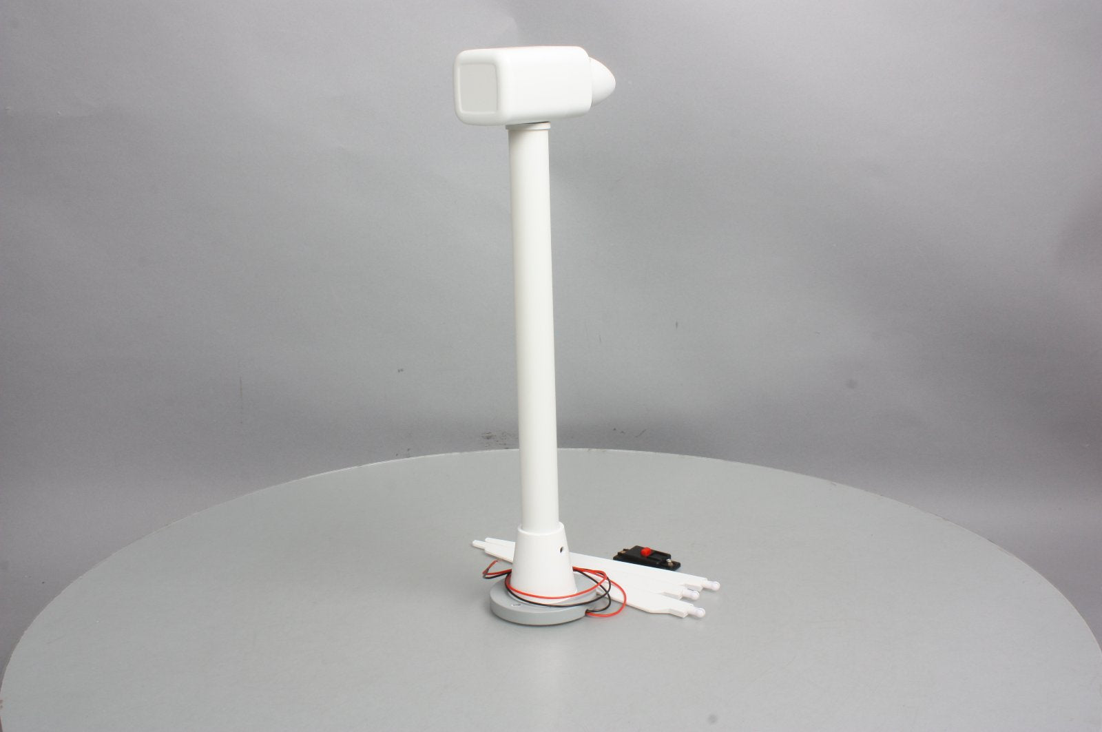 Lionel 6-37985 Operating Wind Turbine