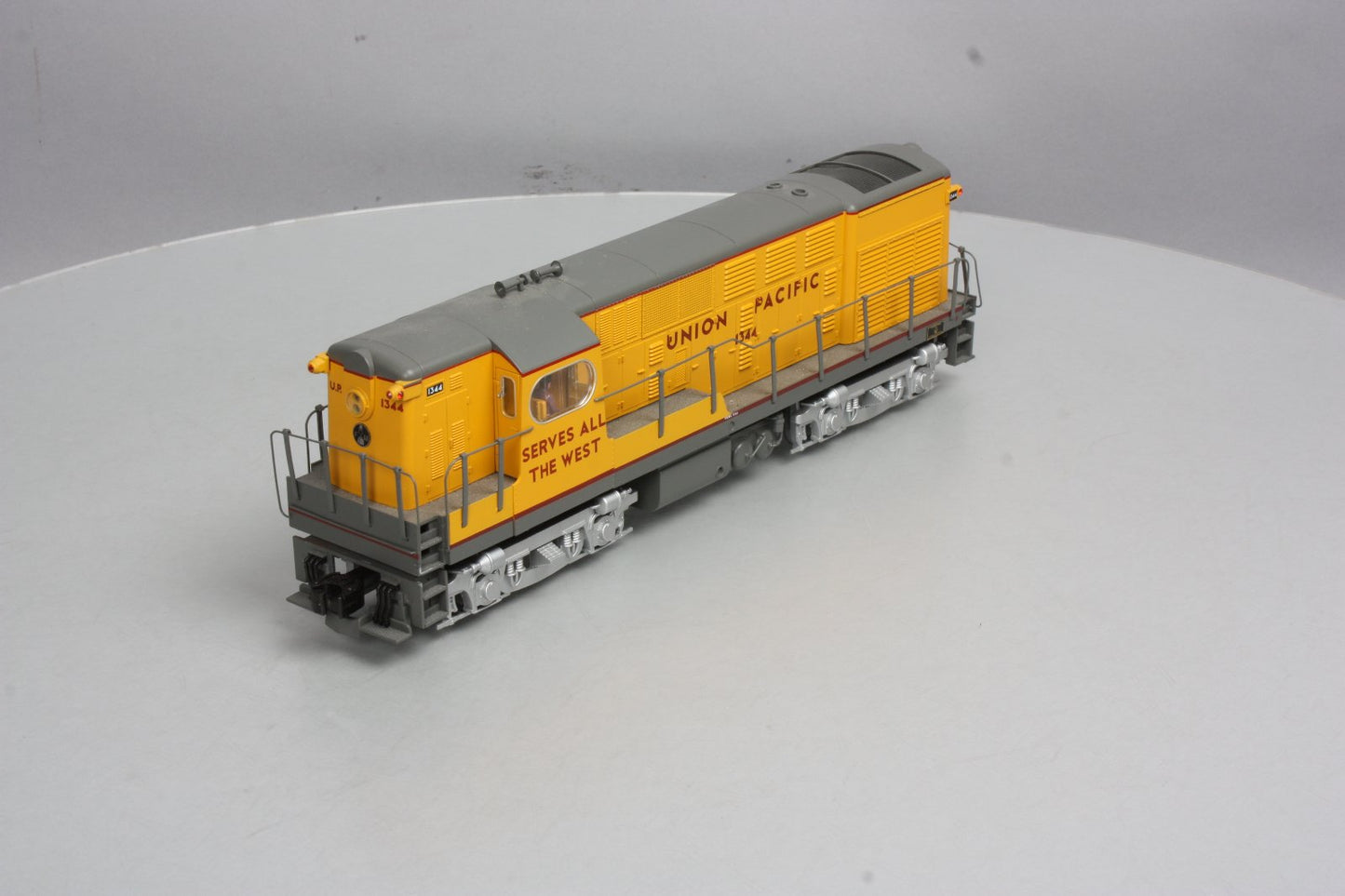 Lionel 6-38443 Union Pacific FM H16-44 Non-Powered Diesel Locomotive #1344
