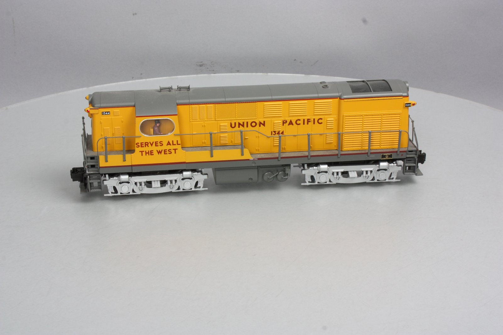 Lionel 6-38443 Union Pacific FM H16-44 Non-Powered Diesel Locomotive #1344