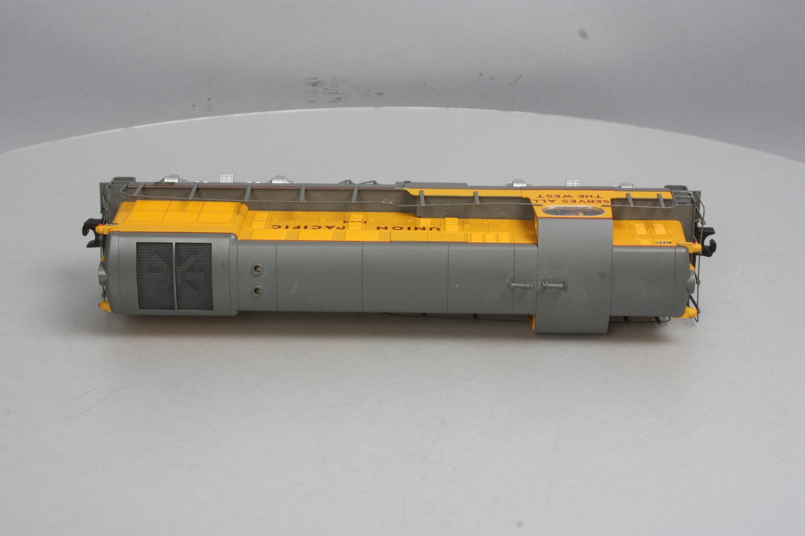 Lionel 6-38443 Union Pacific FM H16-44 Non-Powered Diesel Locomotive #1344