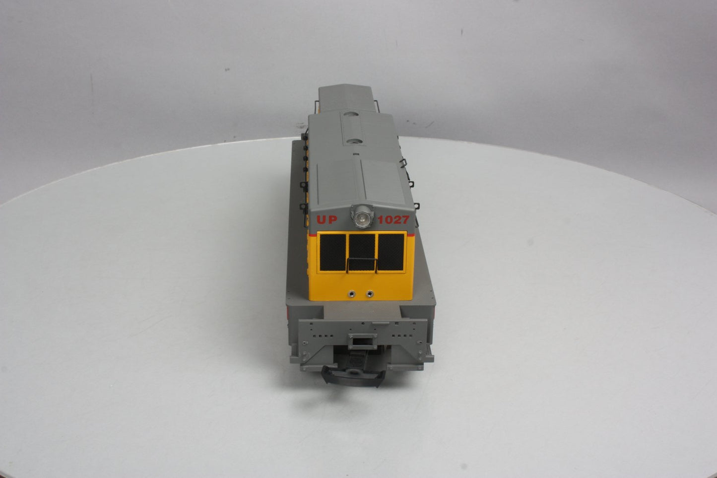 USA Trains 22008 G Scale Union Pacific nW-2 Powered Calf Diesel Locomotive