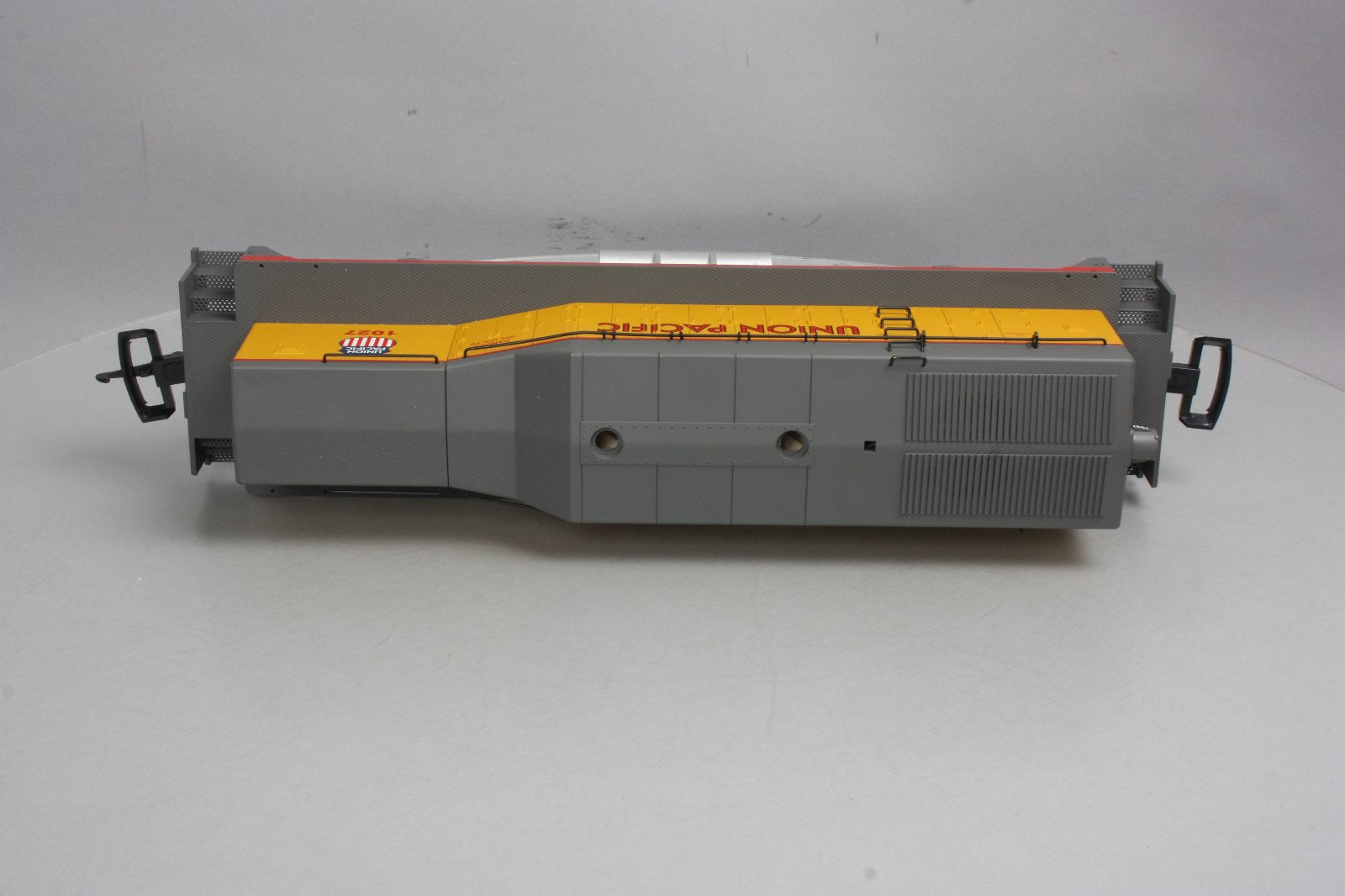 USA Trains 22008 G Scale Union Pacific nW-2 Powered Calf Diesel Locomotive