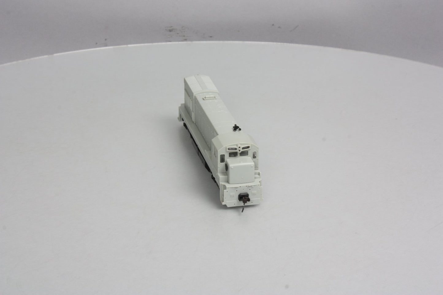 Atlas 8651 Undec GE U23B (EMD/FB-2 Trucks)