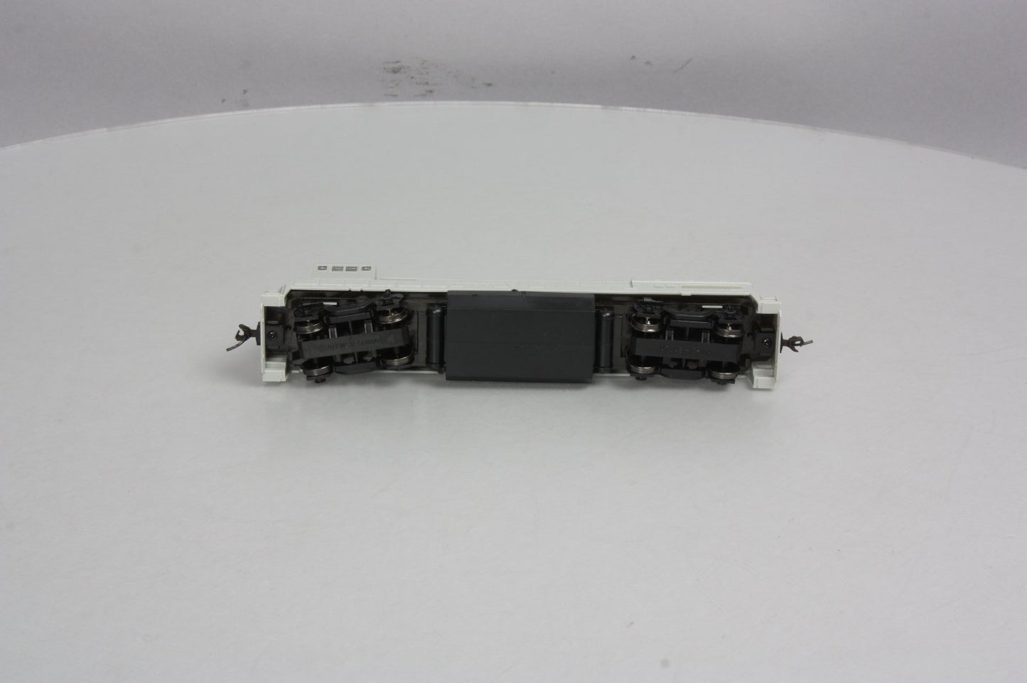 Atlas 8651 Undec GE U23B (EMD/FB-2 Trucks)