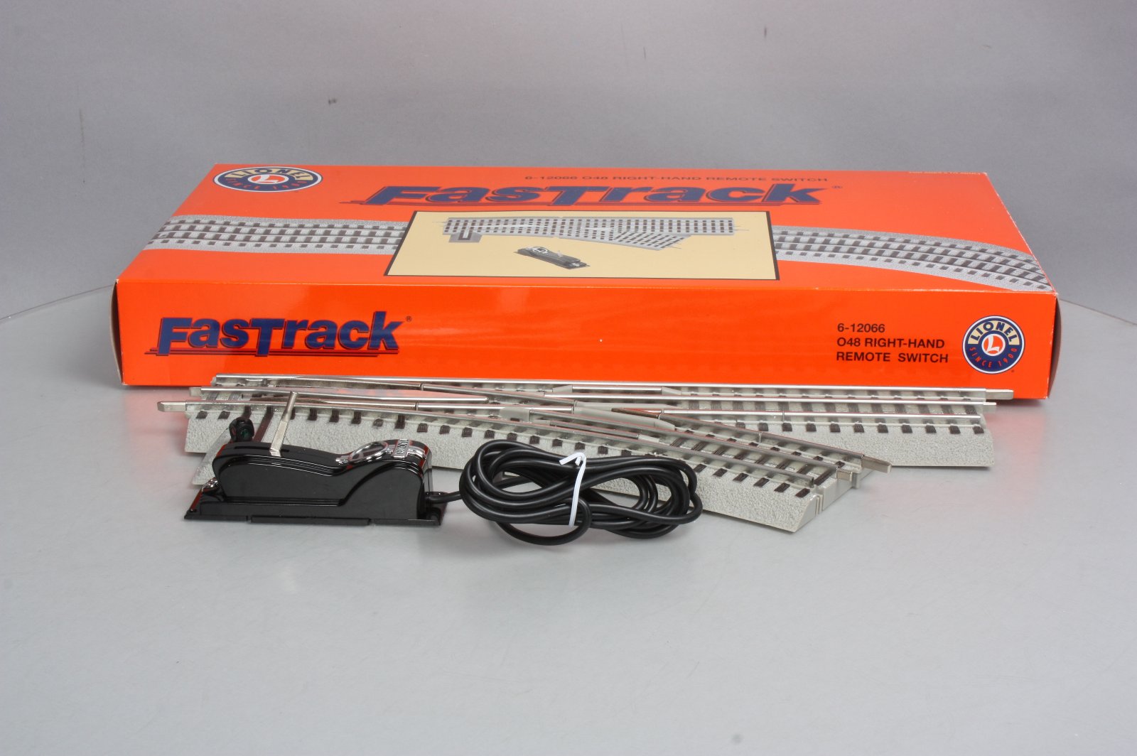 Lionel 6-12066 O Gauge O48 Right Hand Remote-Control 30° FasTrack Switch Turnout