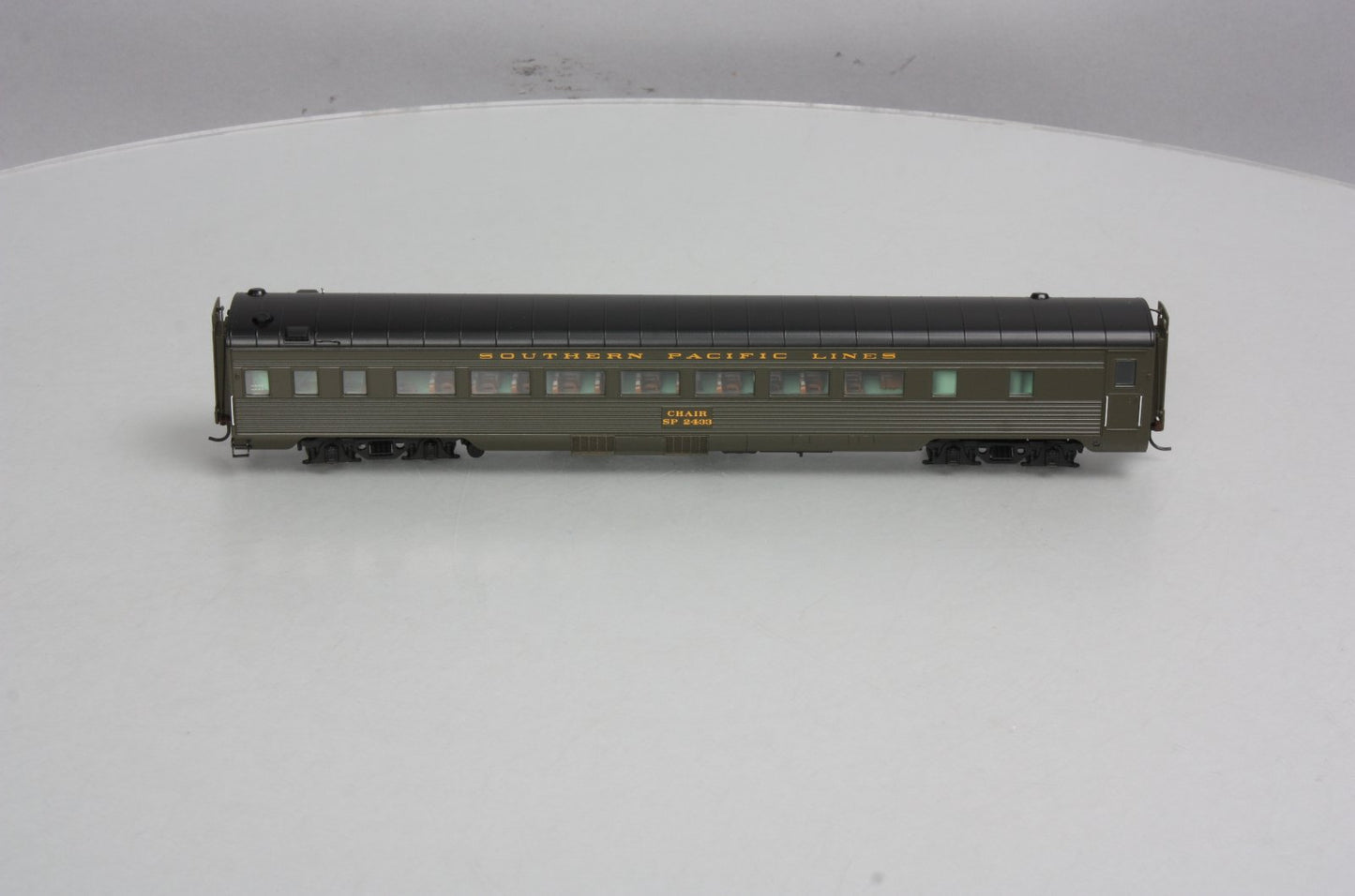 Athearn G97120 HO Southern Pacific "General Service" 77' Pullman Chair Car #2433