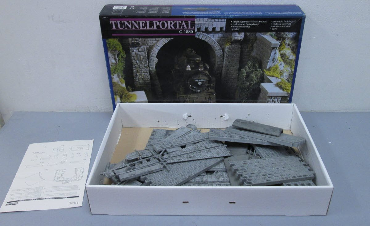 Pola 1880 Tunnel Portal (1:22.5 Scale)