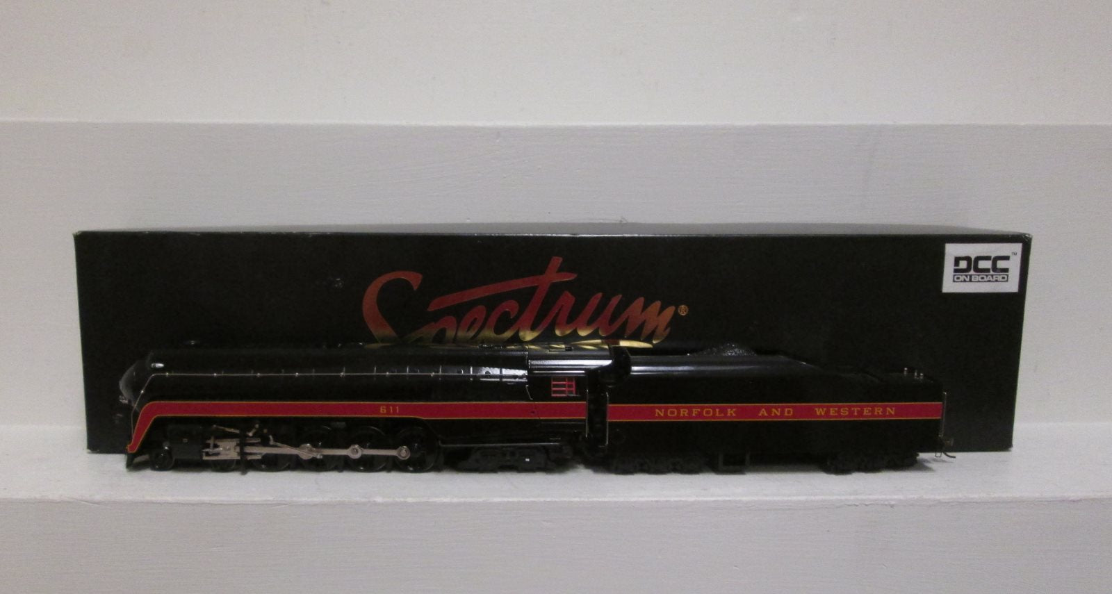 Bachmann 82122 HO N&W Class J 4-8-4 Steam Locomotive #611 w/DCC