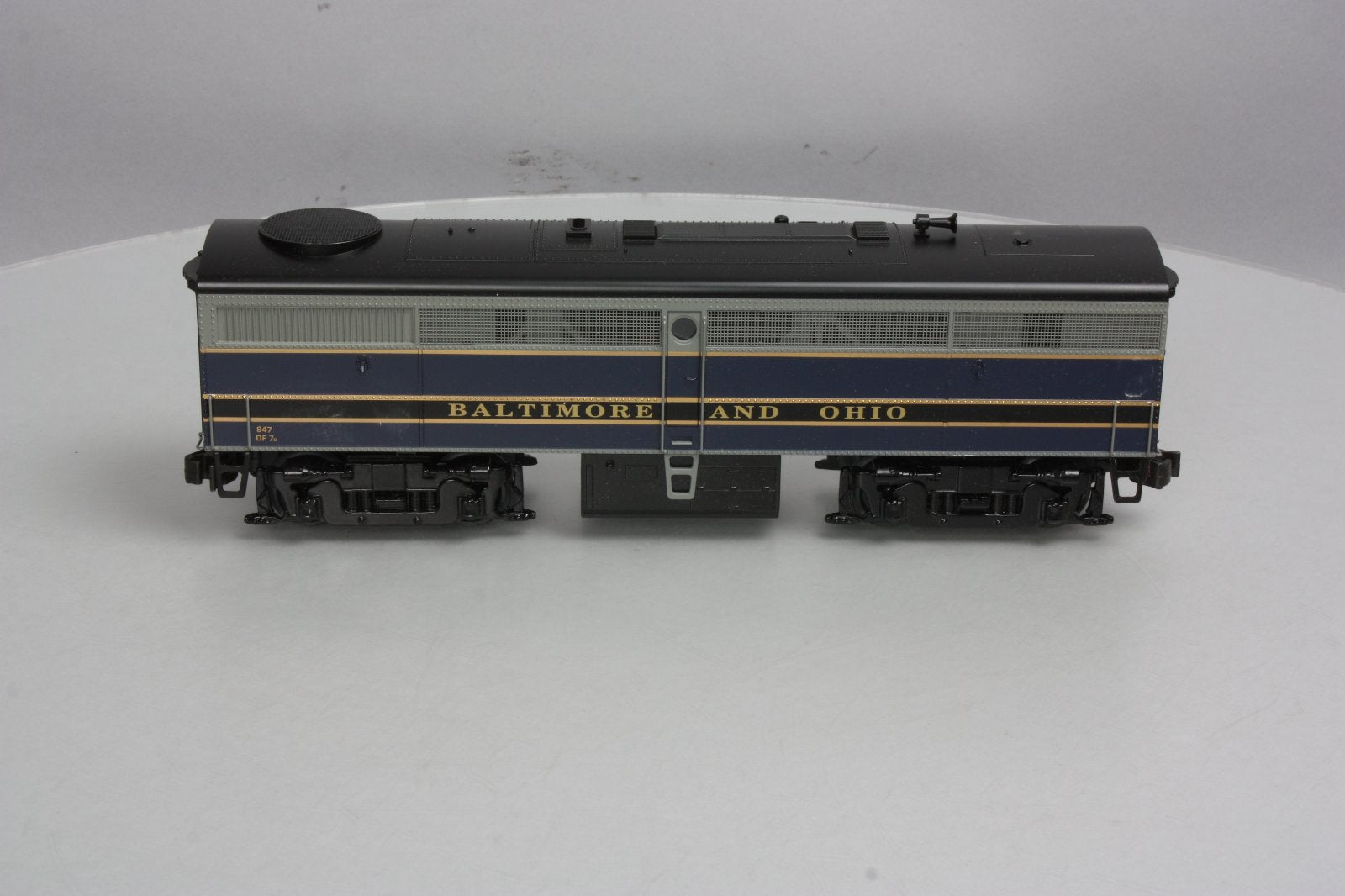 Williams 21001 O Gauge Baltimore & Ohio ALCO FB-1B Non-Powered B-Unit