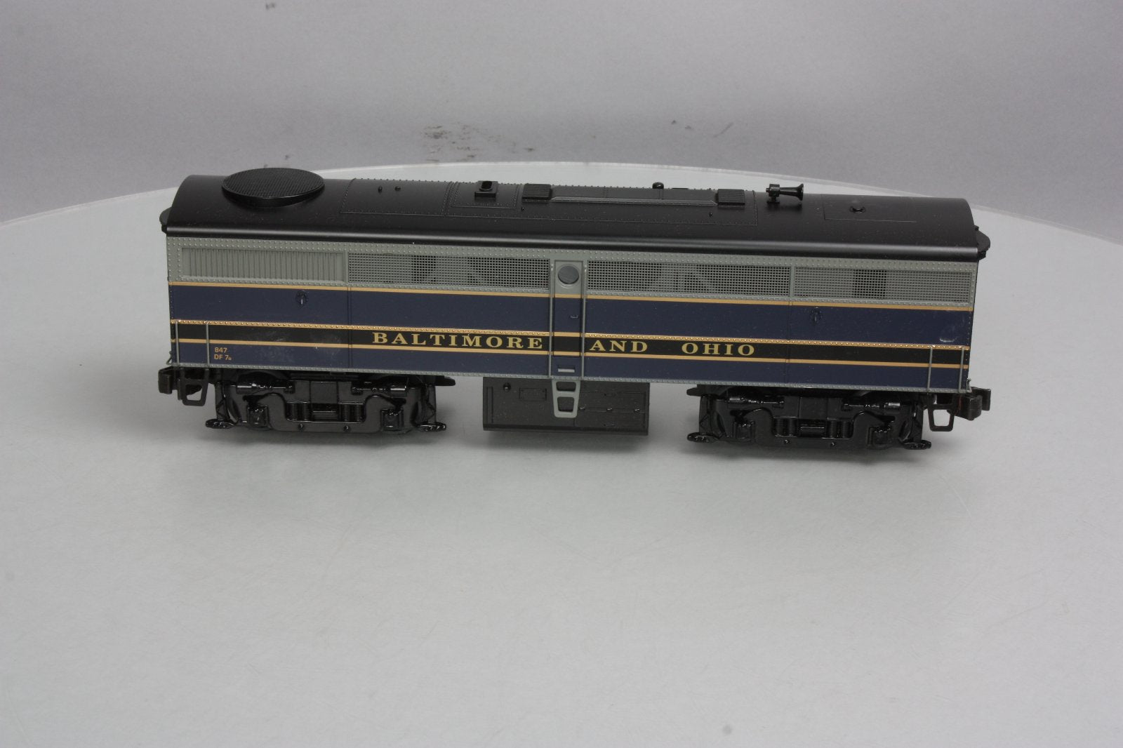 Williams 21001 O Gauge Baltimore & Ohio ALCO FB-1B Non-Powered B-Unit