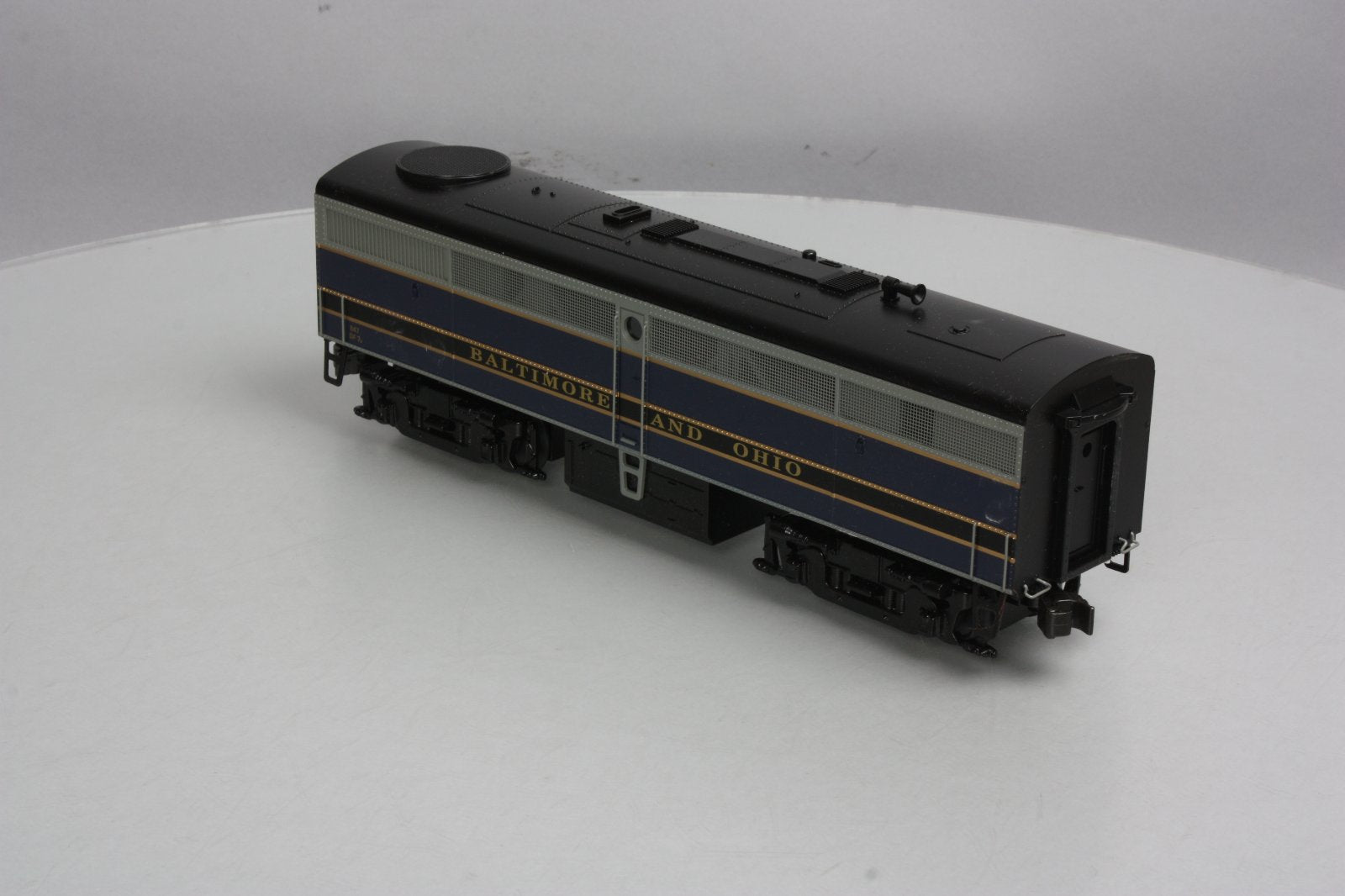 Williams 21001 O Gauge Baltimore & Ohio ALCO FB-1B Non-Powered B-Unit