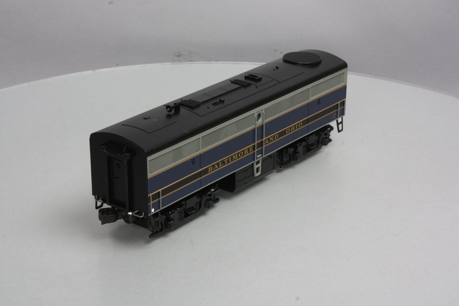 Williams 21001 O Gauge Baltimore & Ohio ALCO FB-1B Non-Powered B-Unit