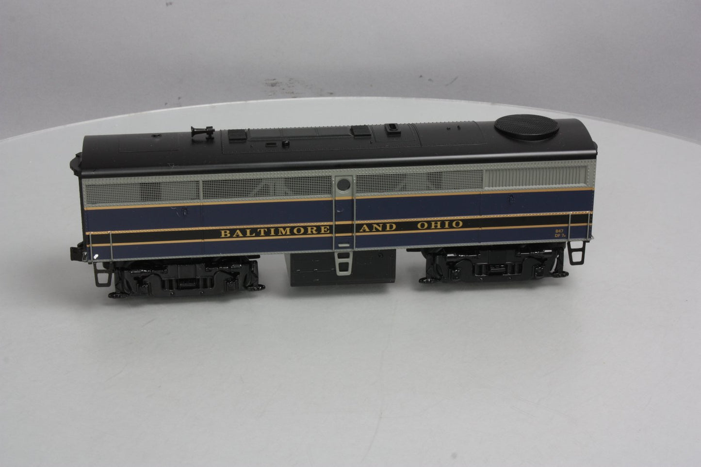 Williams 21001 O Gauge Baltimore & Ohio ALCO FB-1B Non-Powered B-Unit