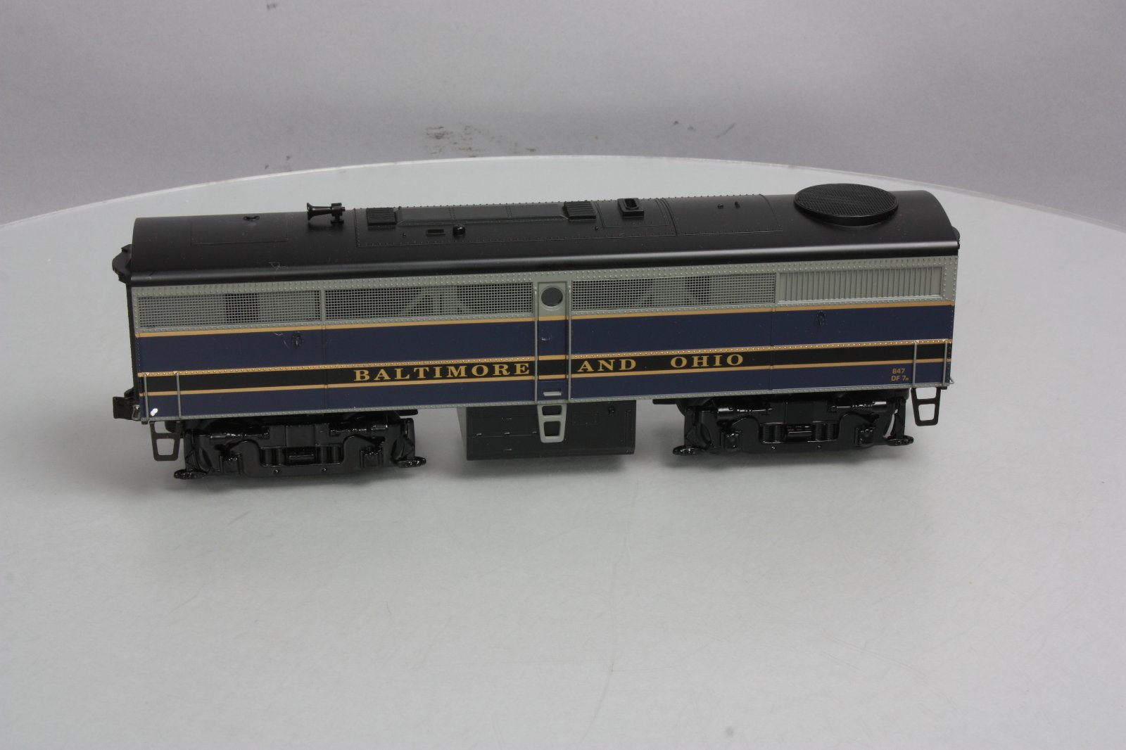 Williams 21001 O Gauge Baltimore & Ohio ALCO FB-1B Non-Powered B-Unit