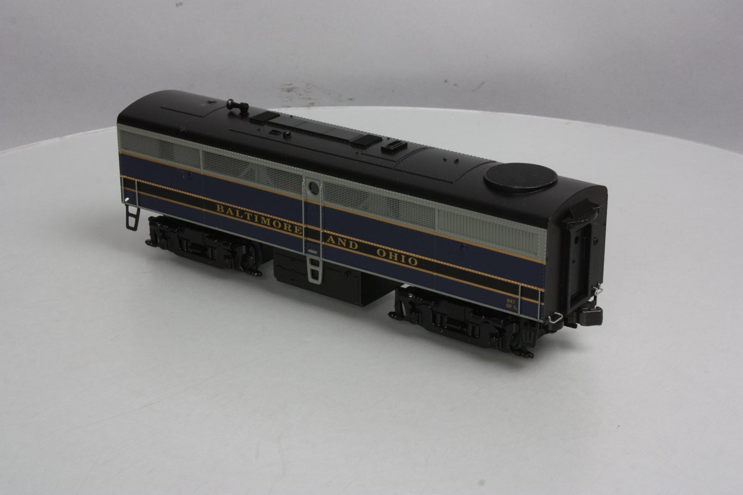 Williams 21001 O Gauge Baltimore & Ohio ALCO FB-1B Non-Powered B-Unit