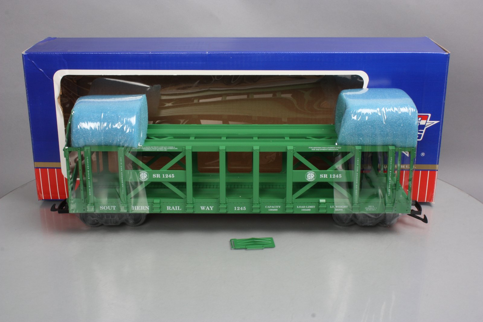 USA Trains 17228 G Southern Double-Deck Auto Rack Green - Metal Wheels