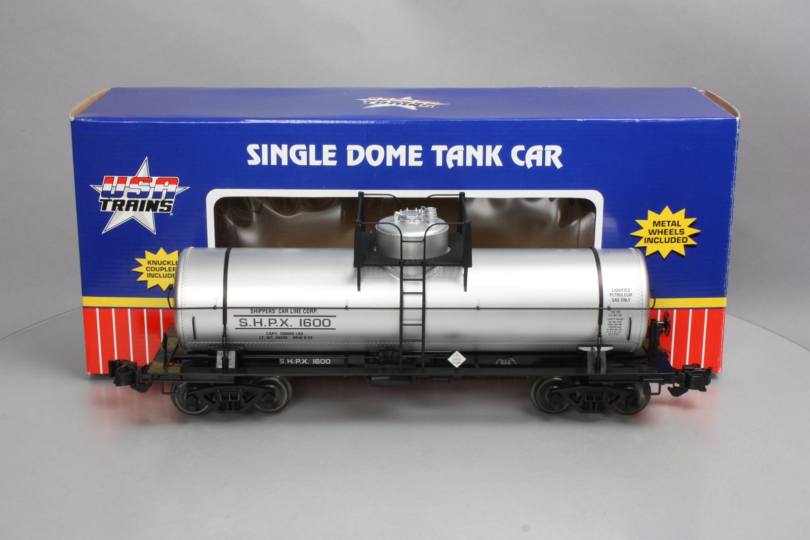 USA Trains R15104 G SHPX 10,000-Gallon Tank Car with Meatal Wheels #1600