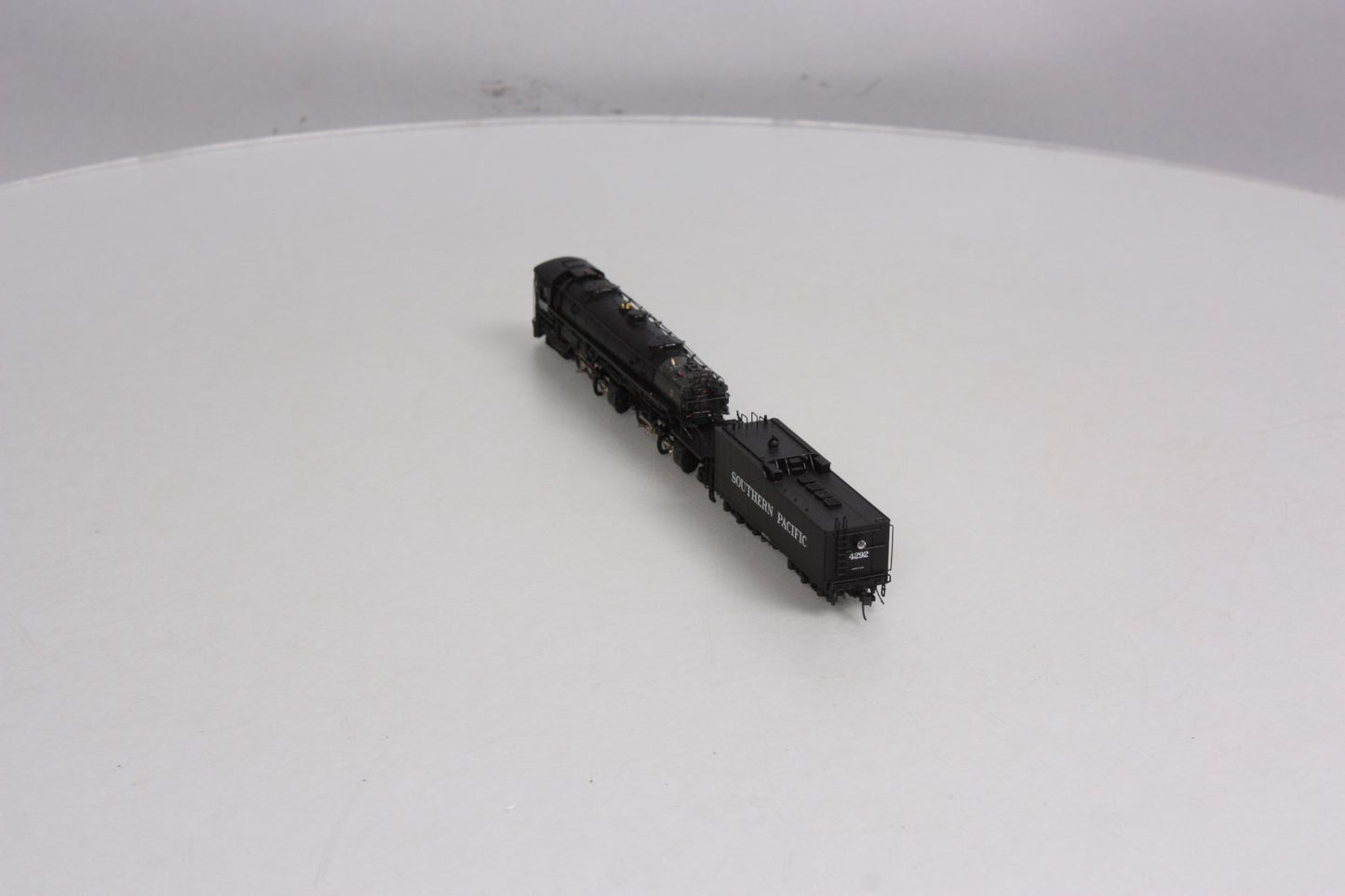 InterMountain 79005 N Southern Pacific AC-12 4-8-8-2 Steam Locomotive #4292