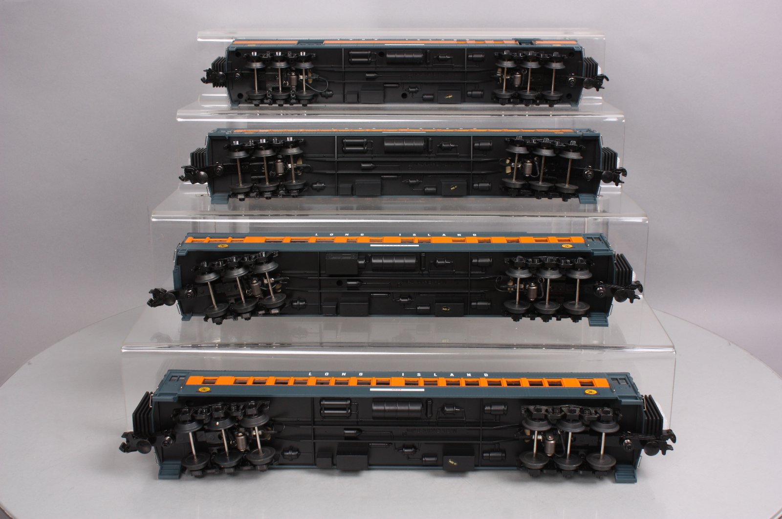 MTH 30-69200 O Long Island RailKing 60' Madison Passenger Car Set (Set of 4)