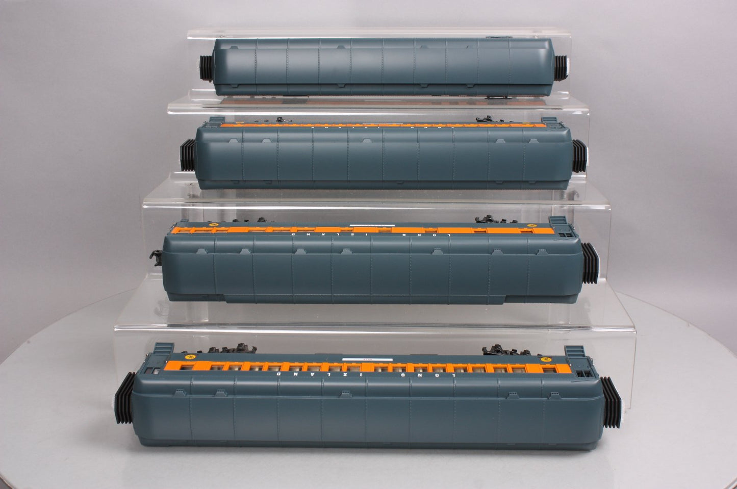 MTH 30-69200 O Long Island RailKing 60' Madison Passenger Car Set (Set of 4)