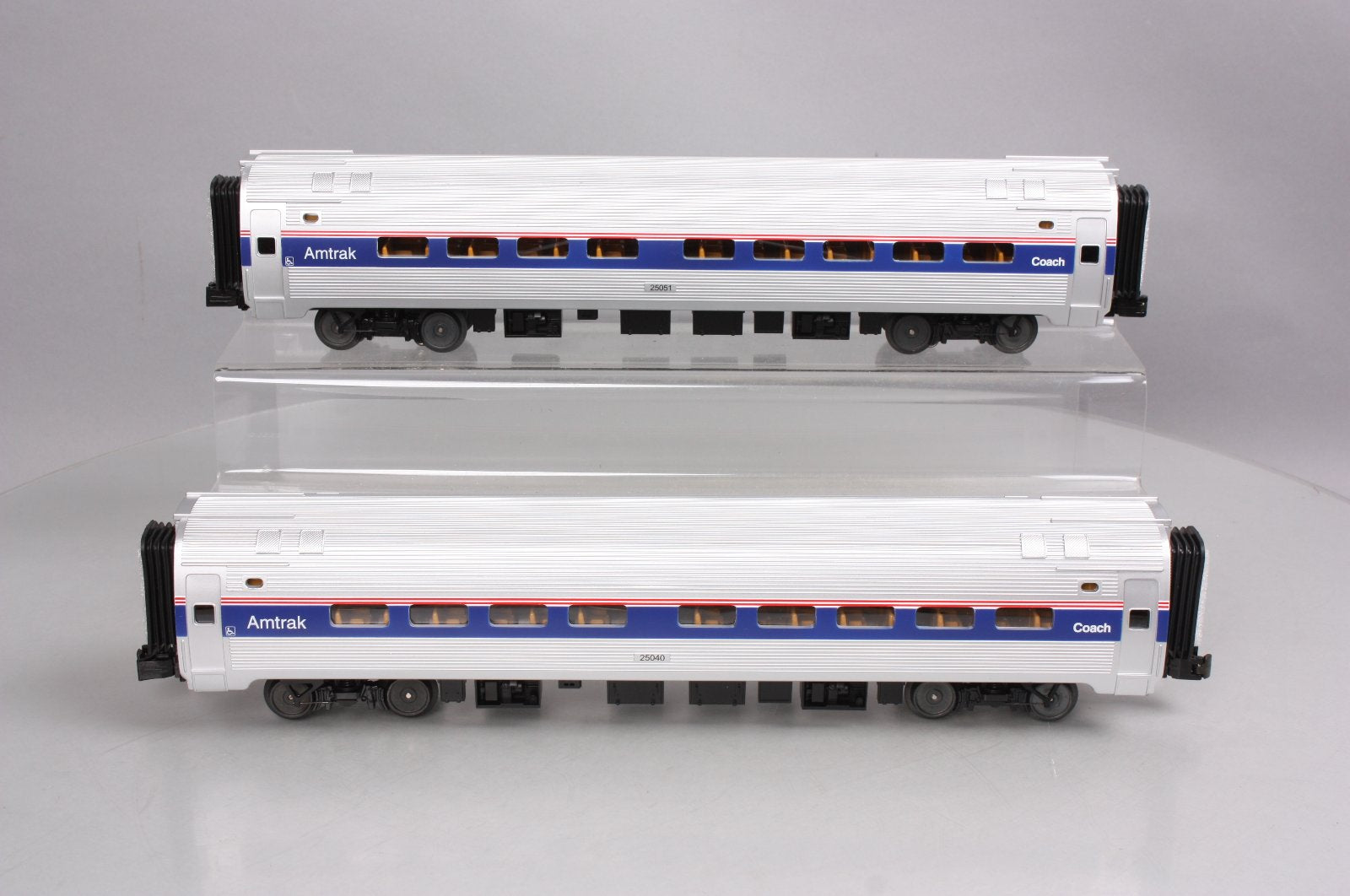 MTH 30-6521 Amtrack 2-Car Amfleet Coach Set: #25040 & #25051
