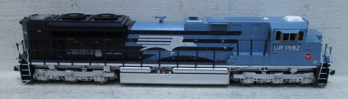 MTH 80-2007-1 HO Scale Missouri Pacific SD70ACe Diesel Locomotive w/PS 3.0 #1982