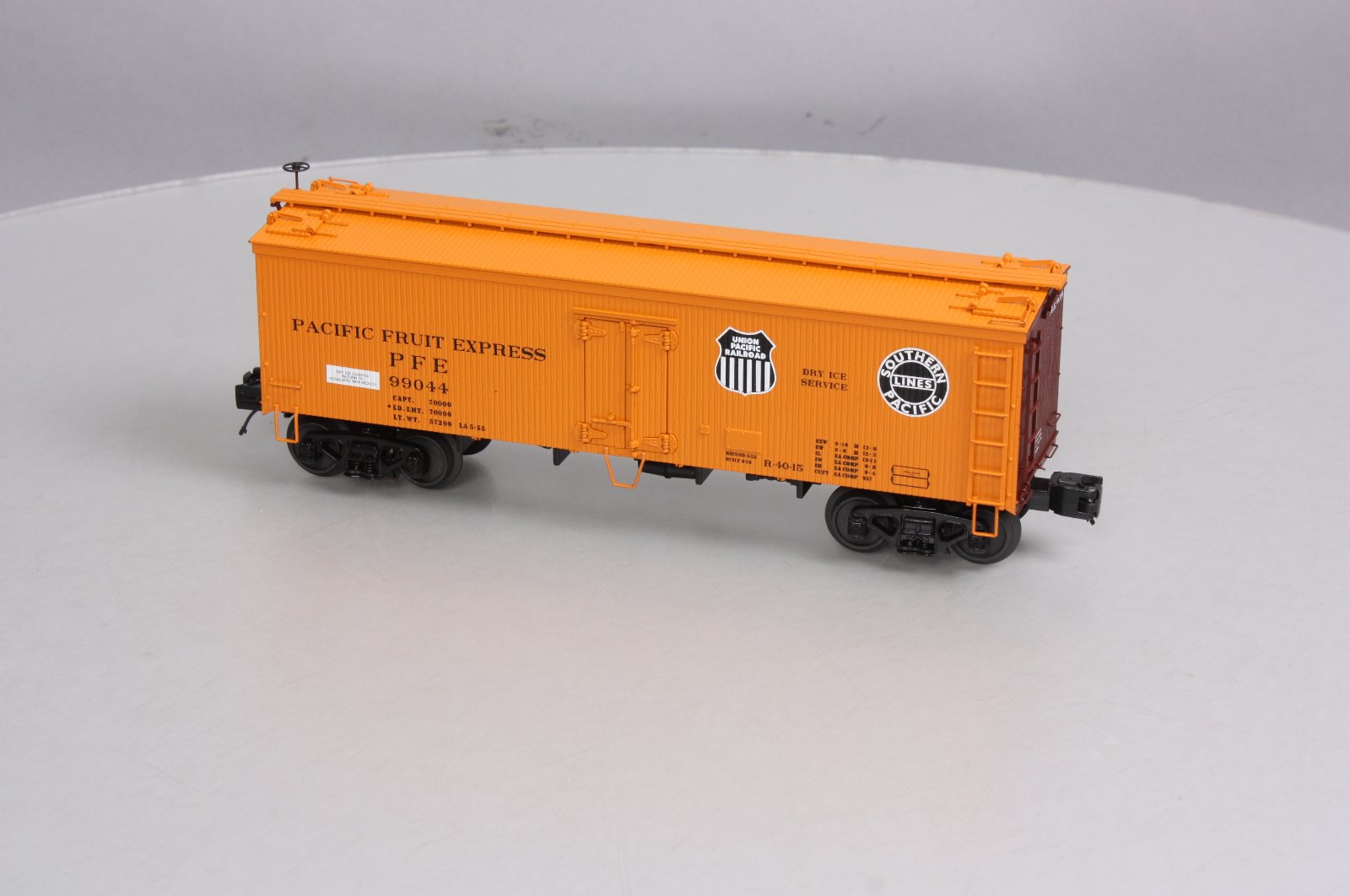 MTH 20-94337 O Pacific Fruit Express 36’ Woodsided Reefer Car #99044