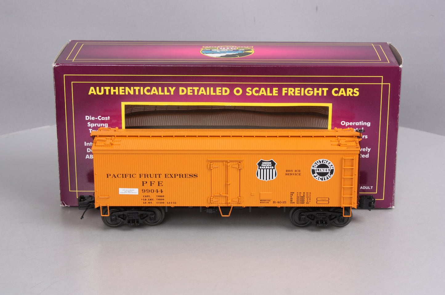 MTH 20-94337 O Pacific Fruit Express 36’ Woodsided Reefer Car #99044
