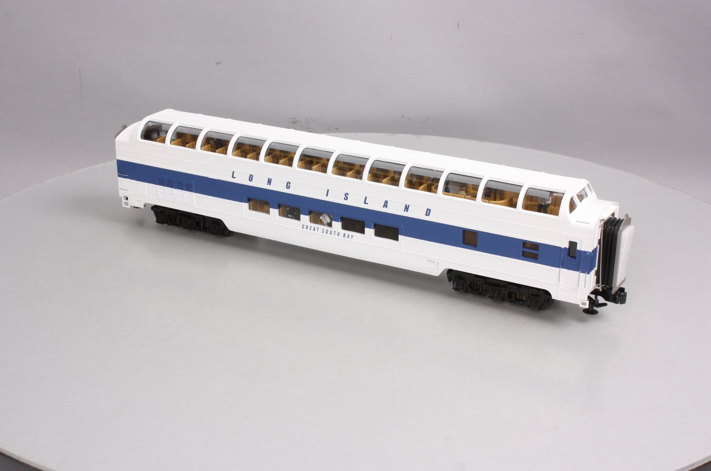 MTH 20-67201 Long Island Railroad 70' Vista Dome Passenger Car