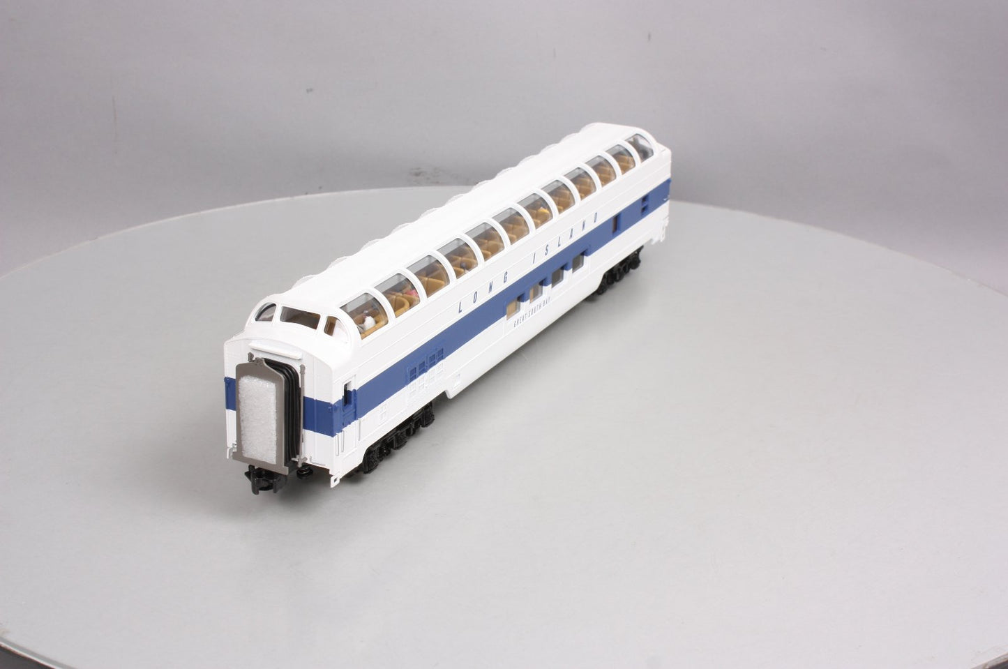 MTH 20-67201 Long Island Railroad 70' Vista Dome Passenger Car
