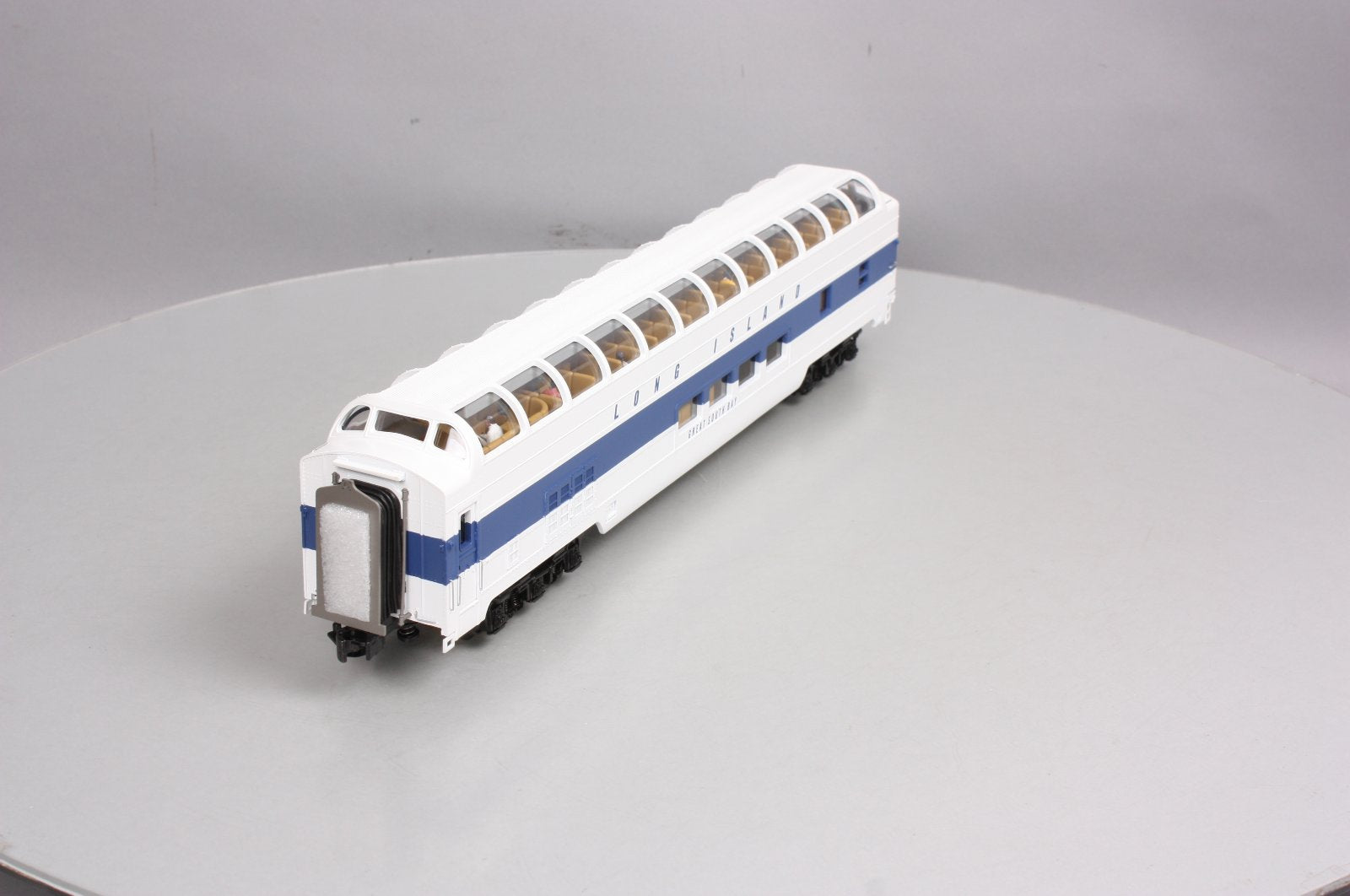 MTH 20-67201 Long Island Railroad 70' Vista Dome Passenger Car
