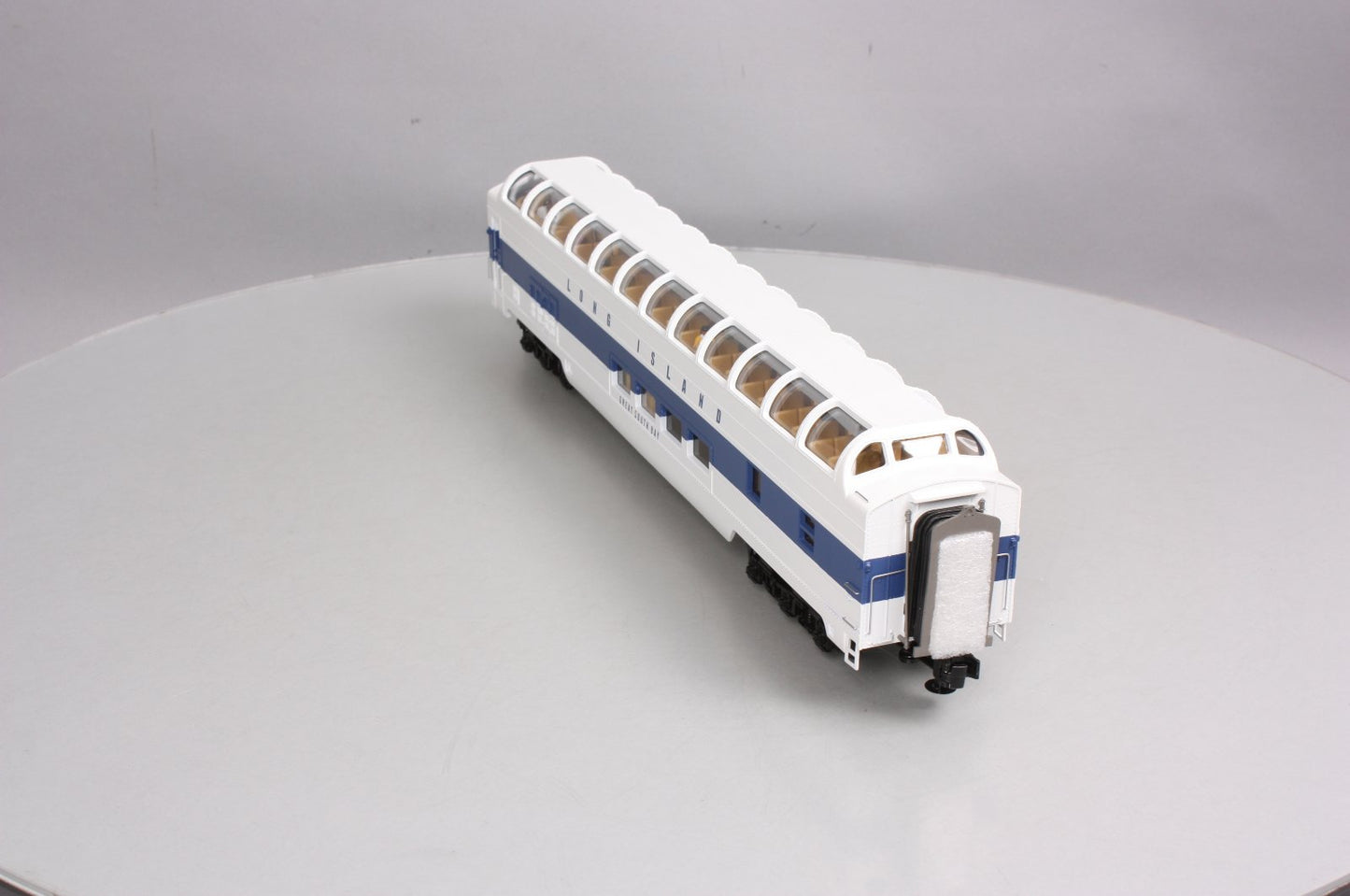 MTH 20-67201 Long Island Railroad 70' Vista Dome Passenger Car