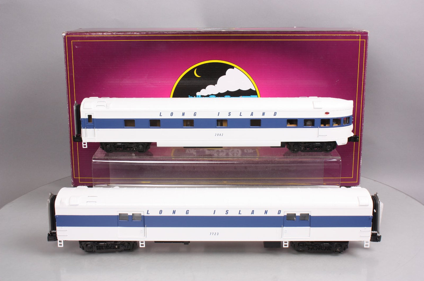 MTH 20-69201 O LI 70' Streamlined Baggage/Coach Passenger Car Set (Set of 2)