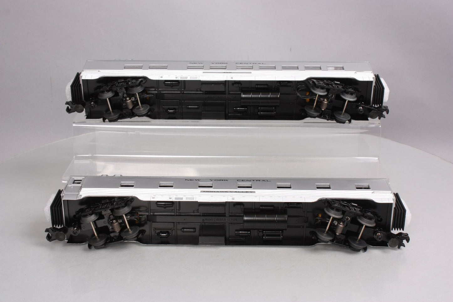 MTH 30-67539 O-27 60' Streamline Sleeper/Diner, NYC