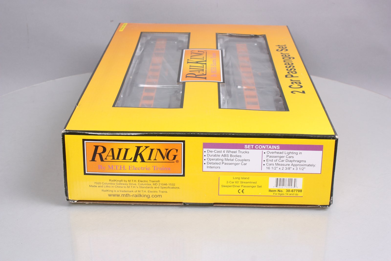 MTH 30-67708 O Long Island RailKing 60' Streamlined Sleeper/Diner Set (Set of 2)