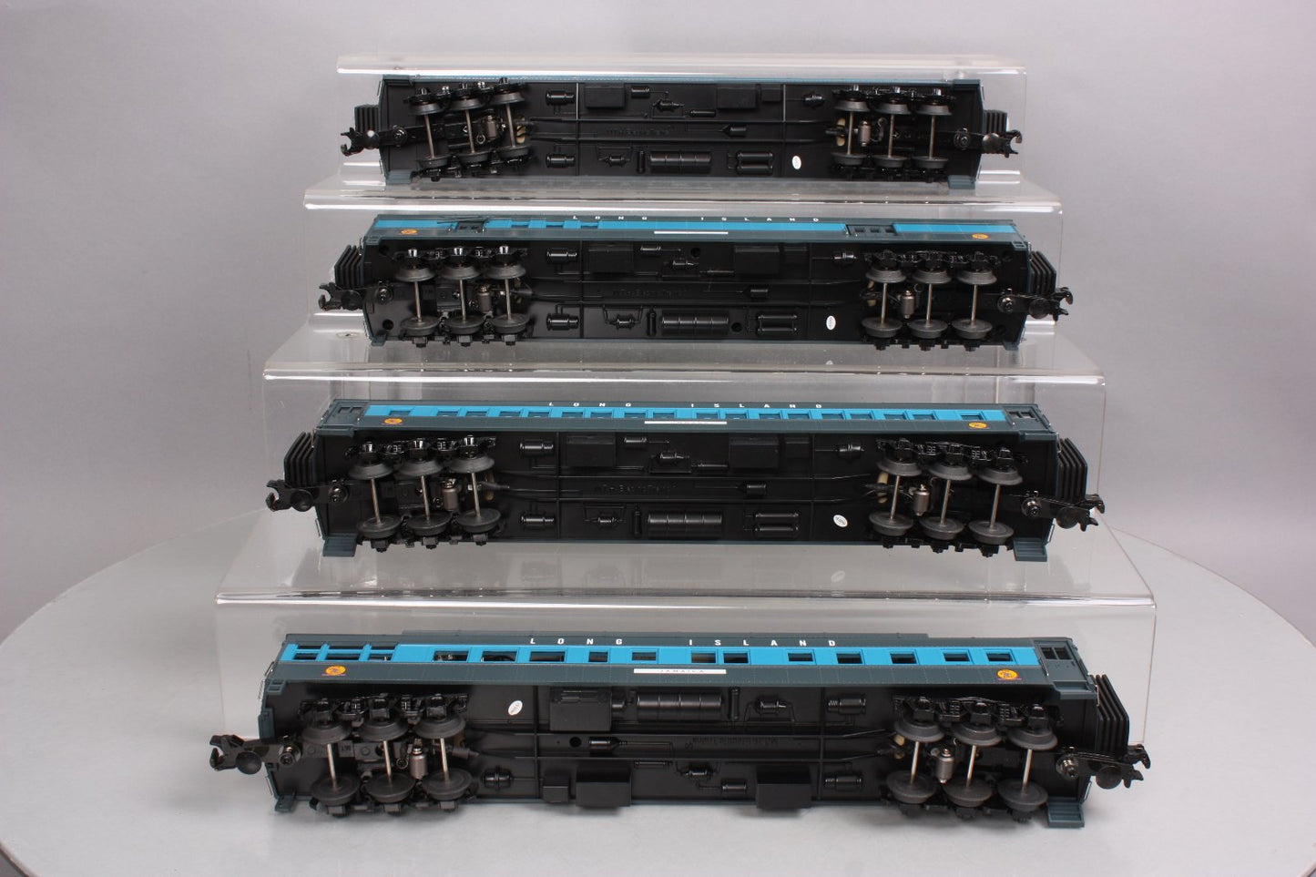 MTH 30-69149 O Gauge Long Island 60' Madison Passenger Car Set (Set of 4)