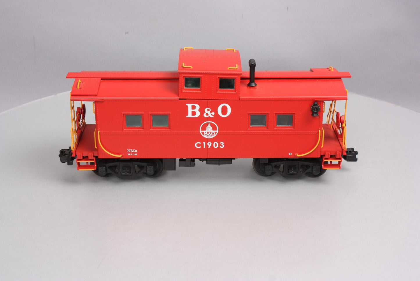 USA Trains 12152 G Scale Baltimore & Ohio Center Cupola Caboose - Metal Wheels
