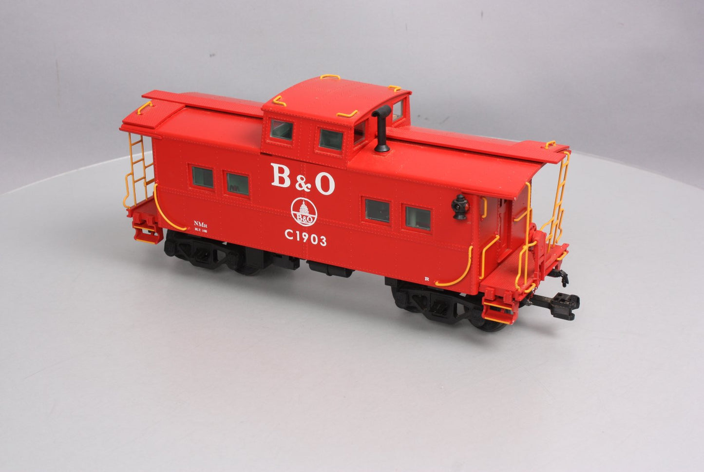 USA Trains 12152 G Scale Baltimore & Ohio Center Cupola Caboose - Metal Wheels