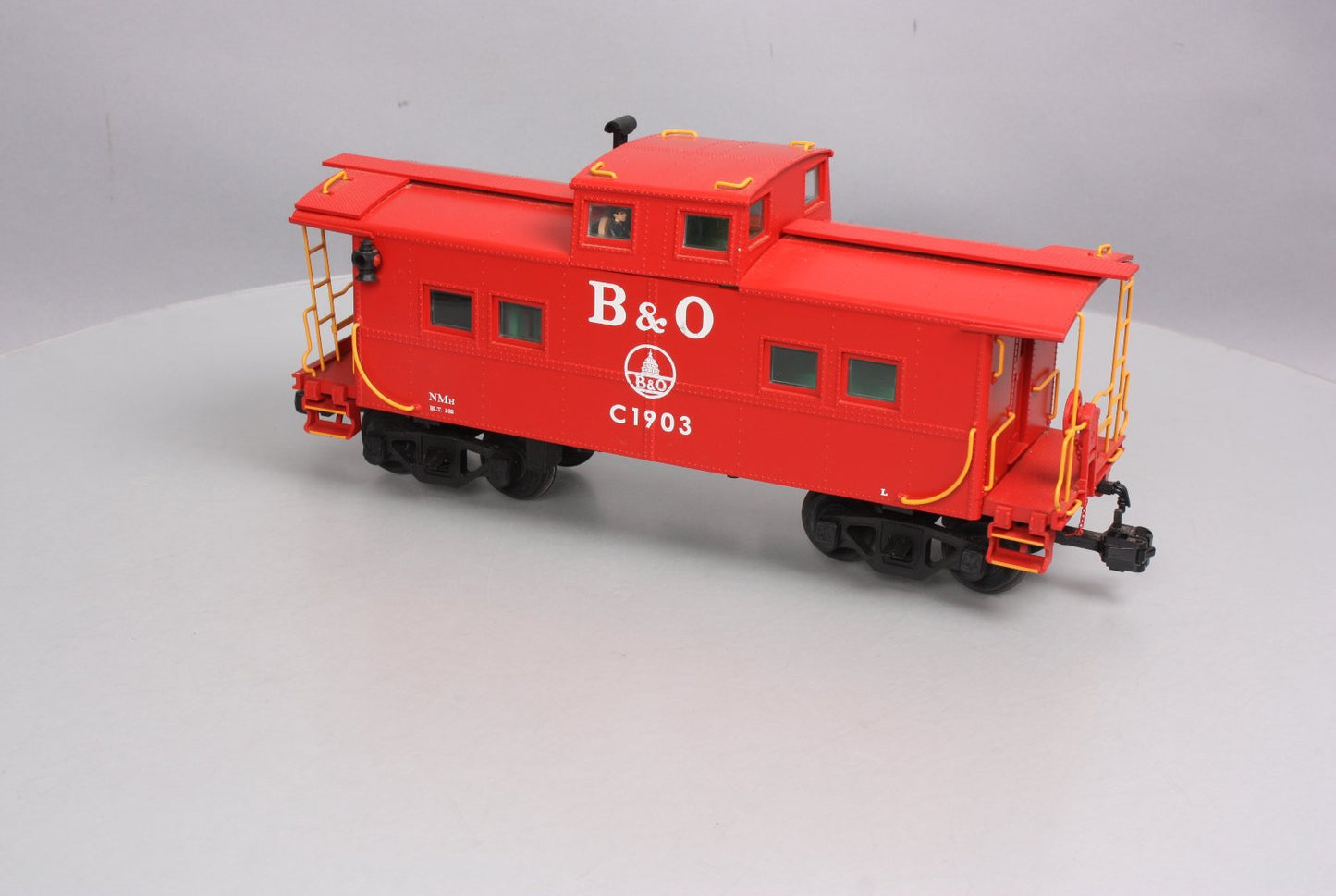 USA Trains 12152 G Scale Baltimore & Ohio Center Cupola Caboose - Metal Wheels