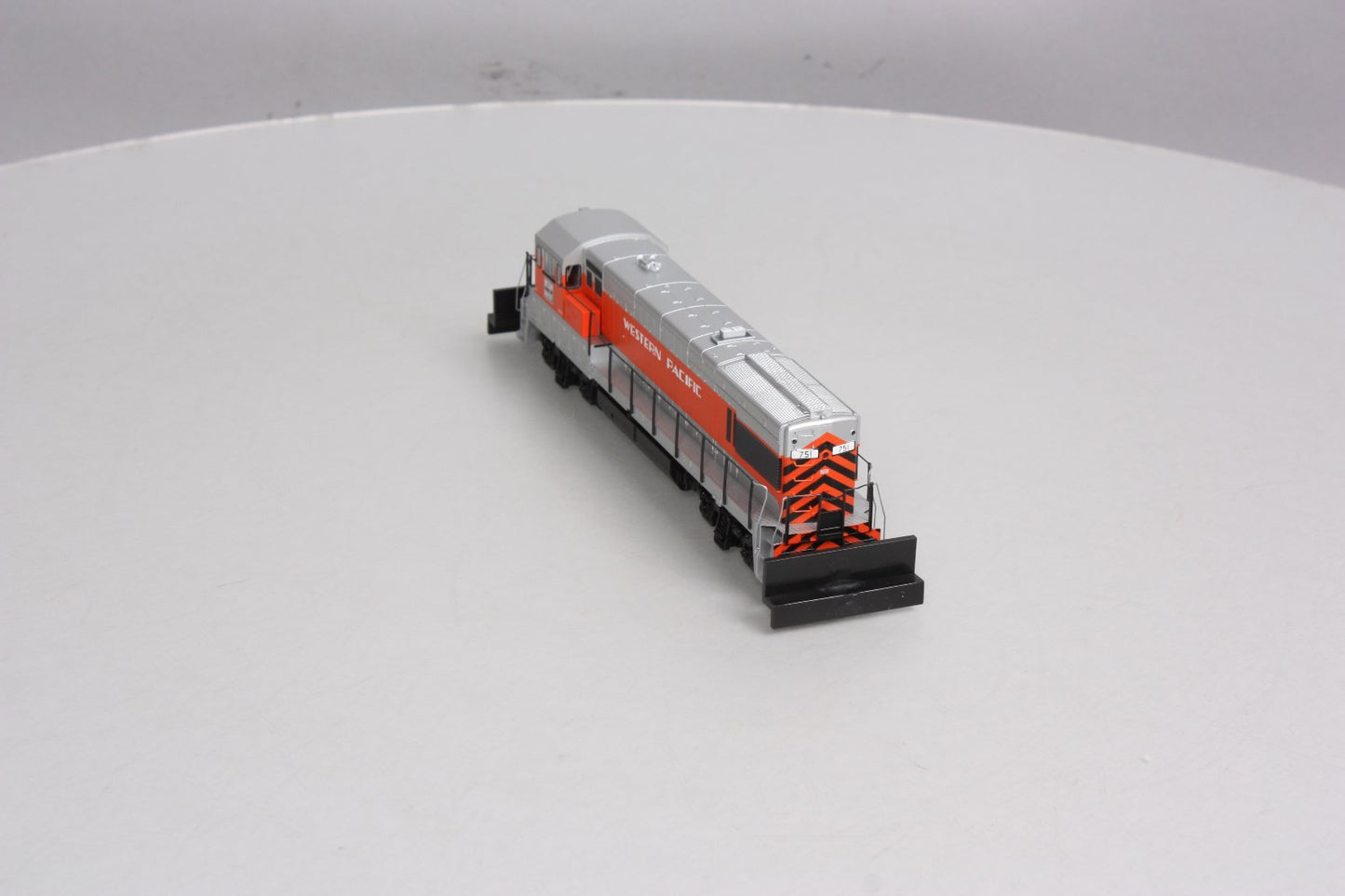 Proto 2000 31411 HO Western Pacific GE U30B Diesel Locomotive #751 w/Sound, DCC