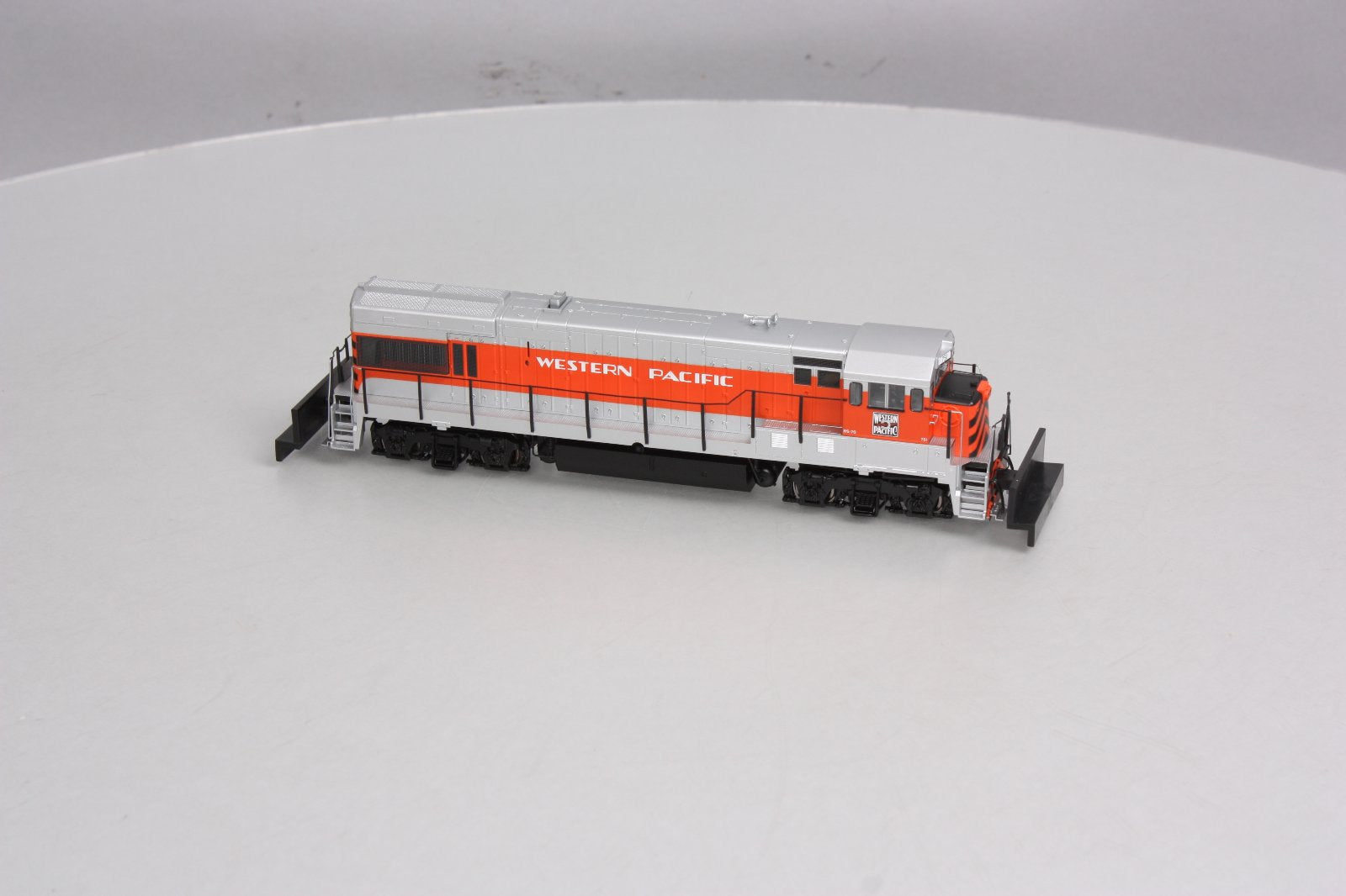 Proto 2000 31411 HO Western Pacific GE U30B Diesel Locomotive #751 w/Sound, DCC