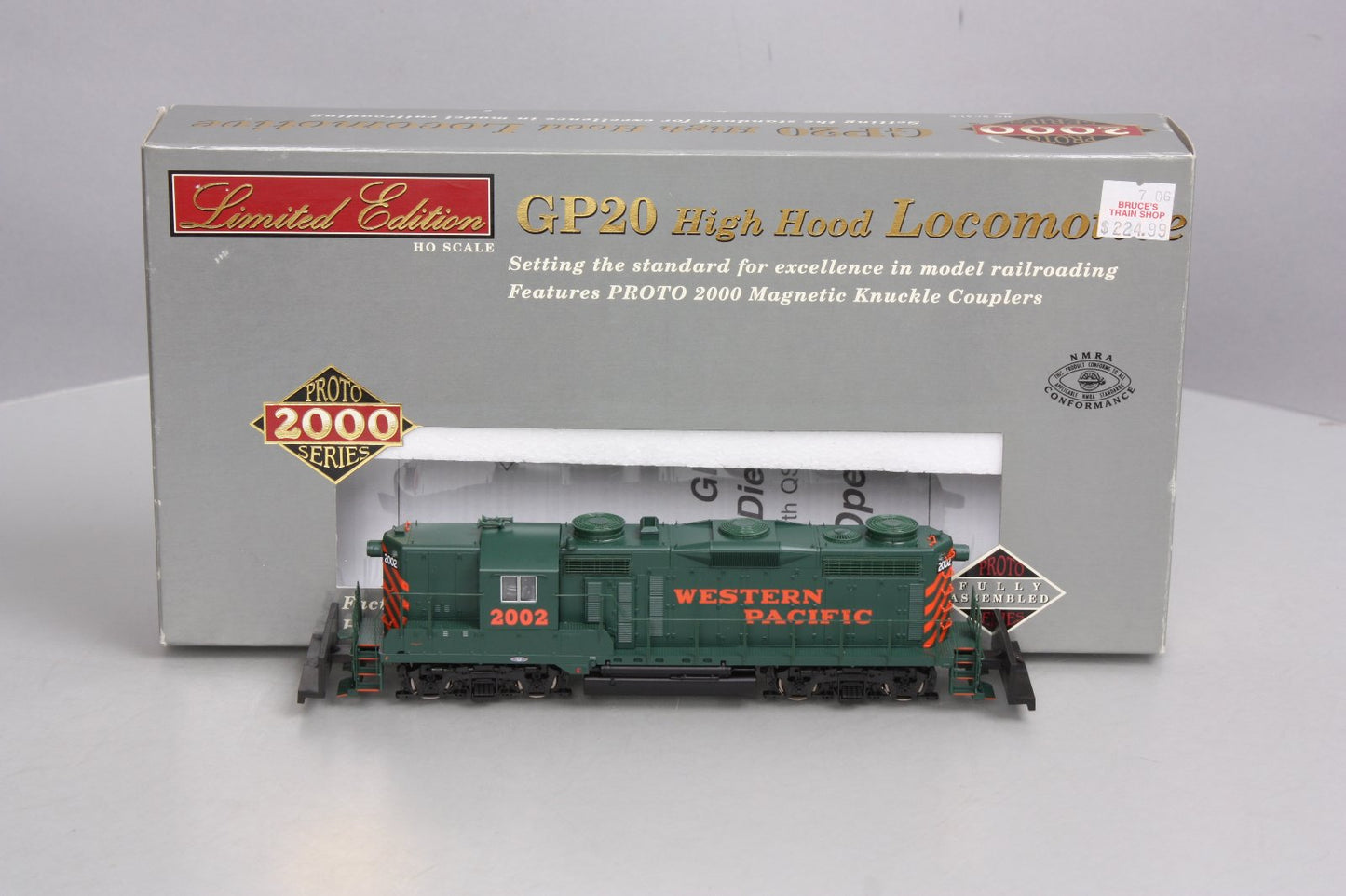 Proto 2000 920-31919 WP EMD GP20 High Hood #2002 w/DCC, Sound Diesel Loco