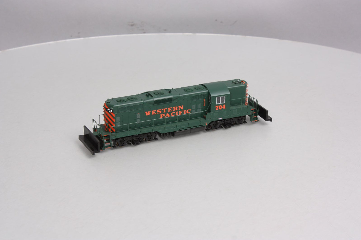 Proto 2000 920-40479 WP EMD GP7 Phase II Diesel Locomotive #704 w/DCC, Sound