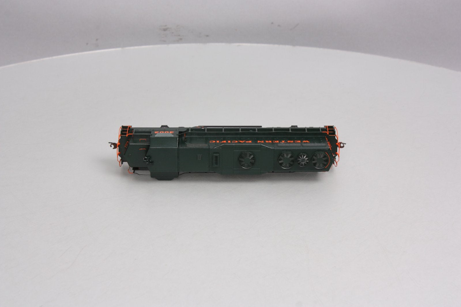 Athearn 94167 Western Pacific GP35 Diesel Engine #3002
